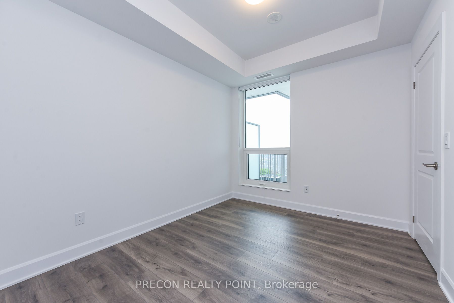 3240 William Coltson Avenue E 1401, Oakville, ON L6H 8C8 photo 4