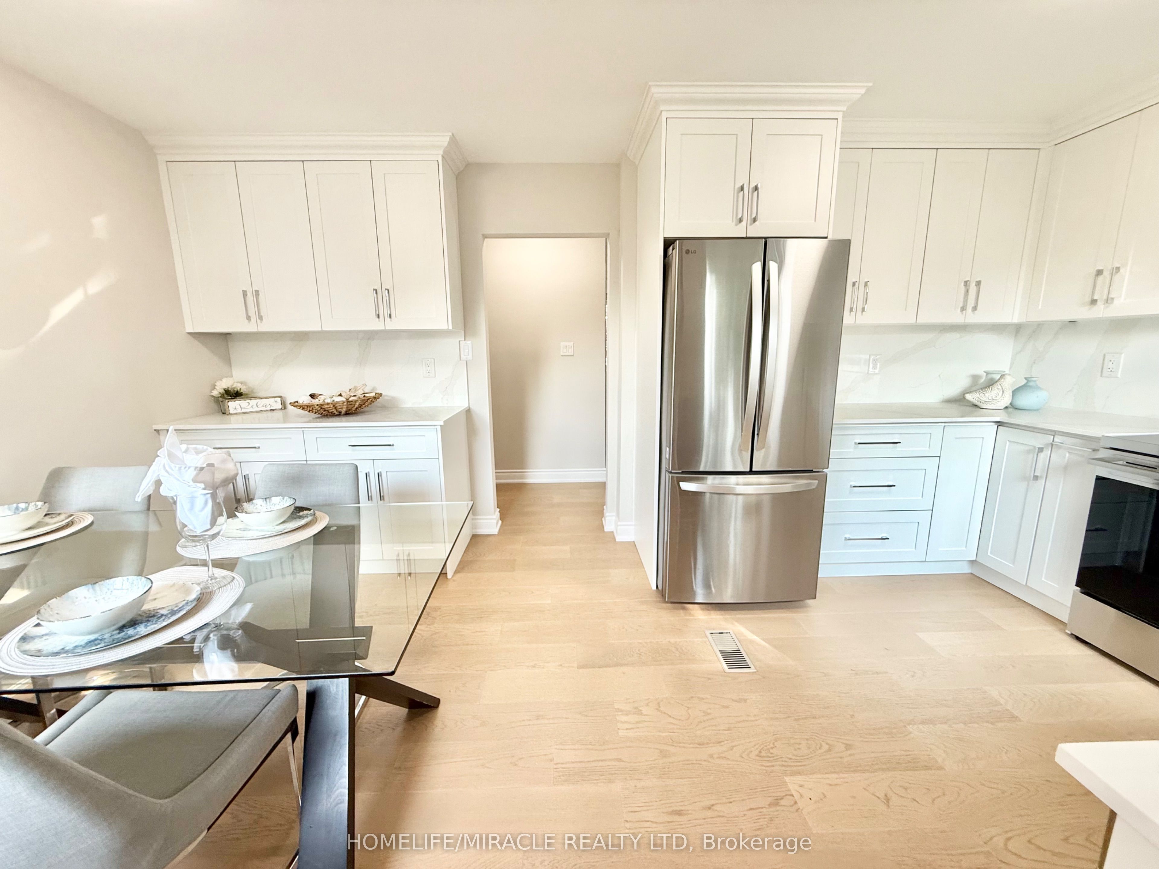 2464 Brookhurst Road, Mississauga, ON L5J 1R3 photo 4