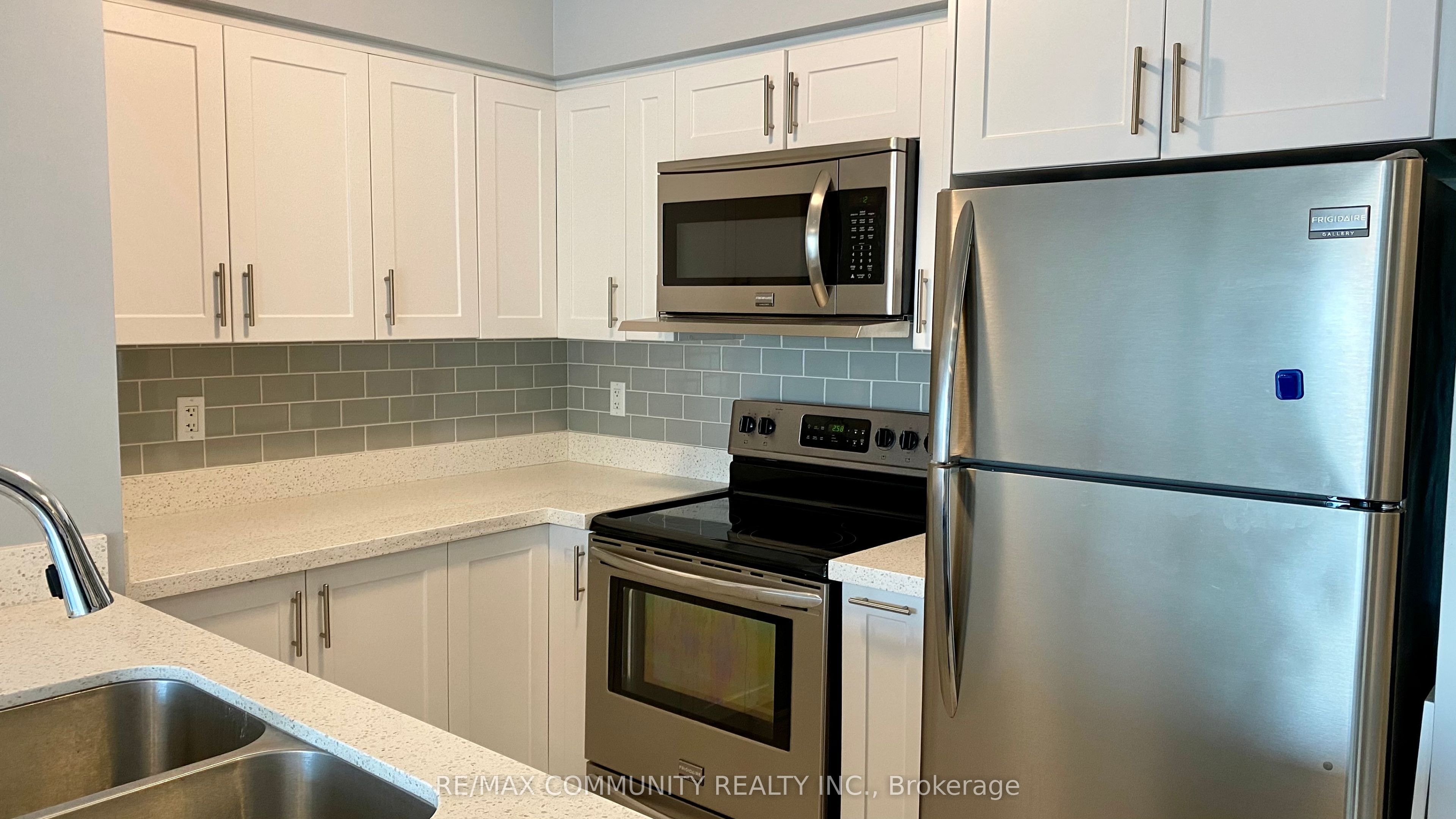 2772 Keele Street 308, Toronto, ON M3M 0A3 photo 3