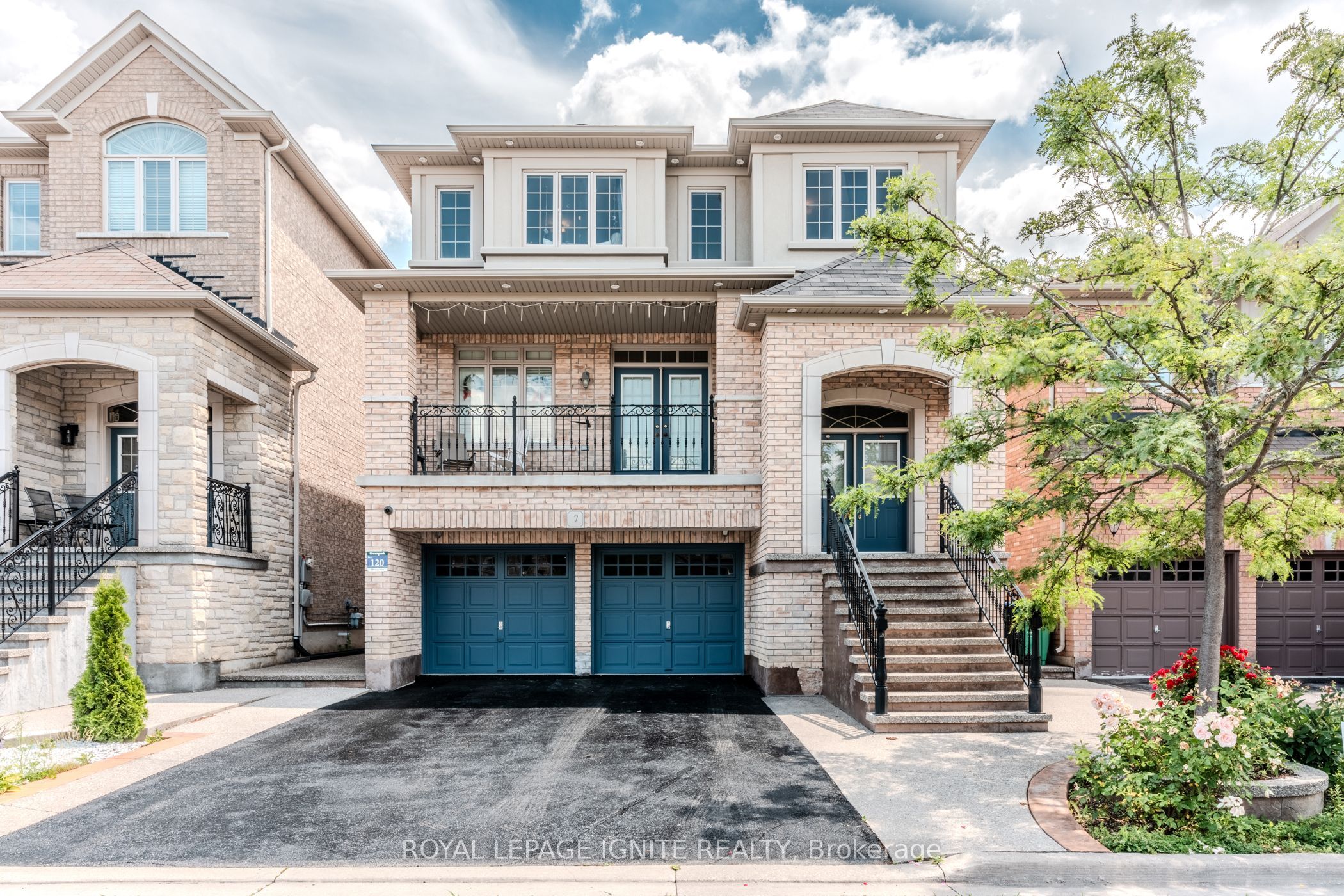 7 Picasso Drive, Brampton, ON L6P 3L5