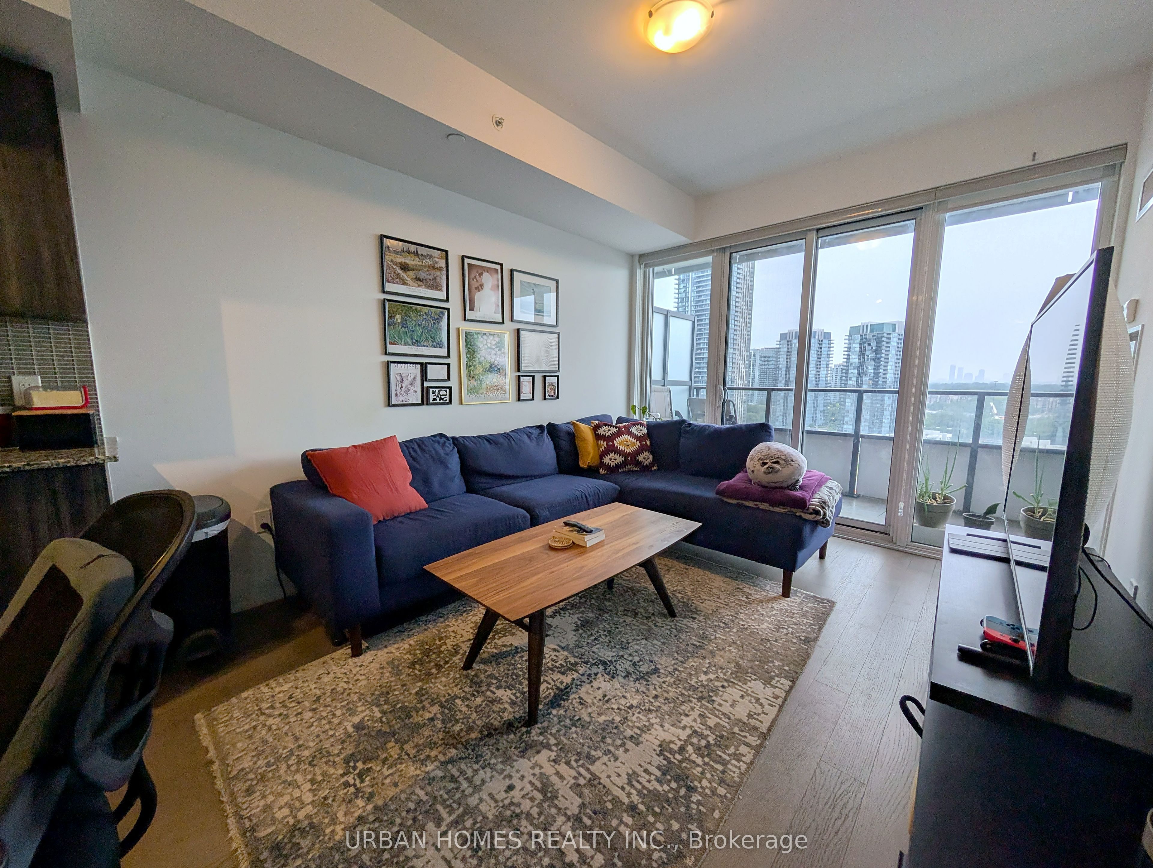 30 Shore Breeze Drive 1512, Toronto, ON M8V 0J1 photo 5