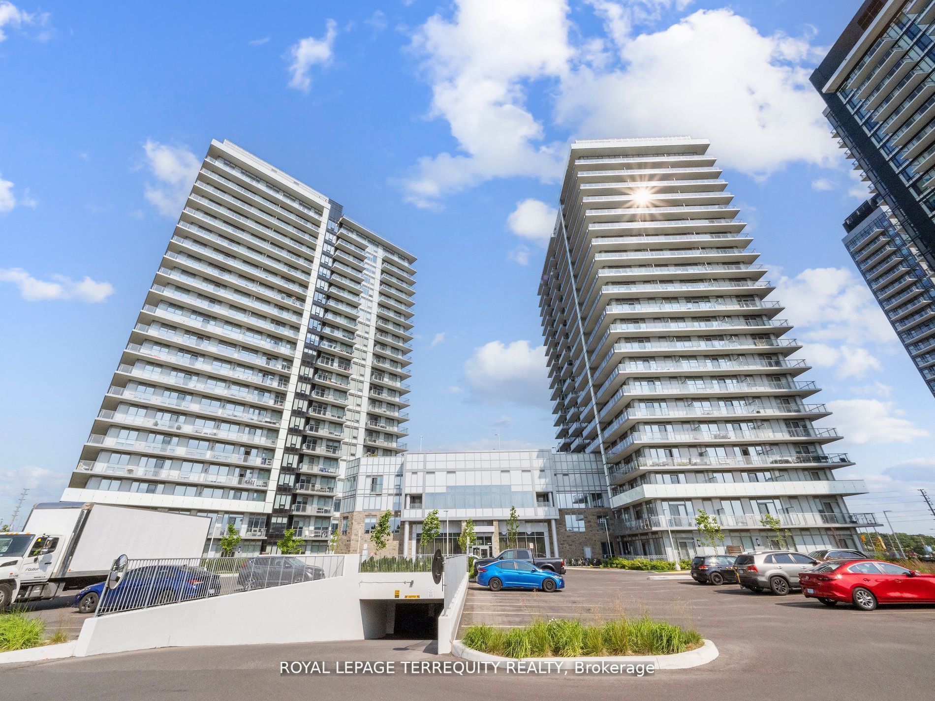 4675 Metcalfe Avenue 708, Mississauga, ON L5M 0Z8