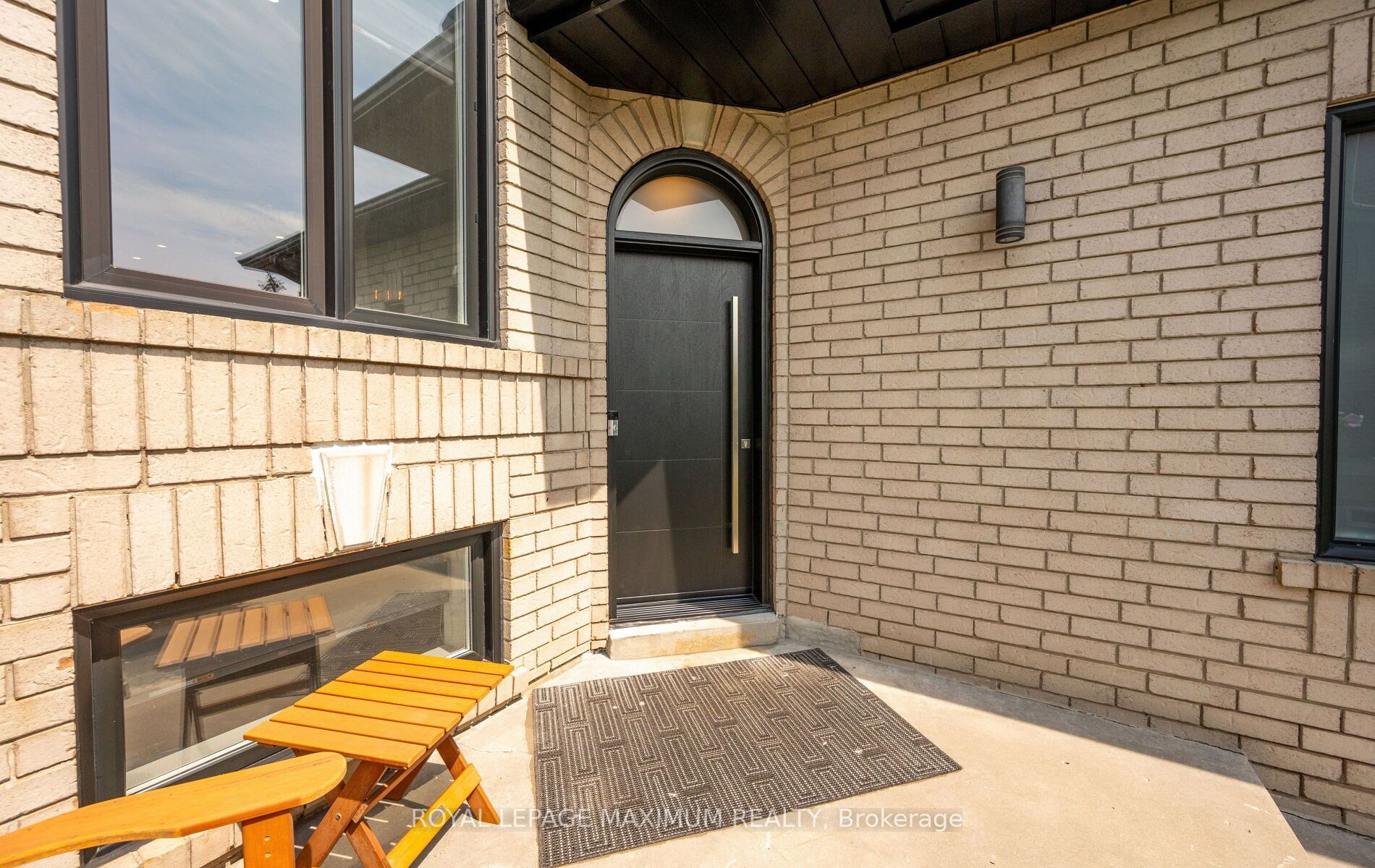 8 Albiwoods Trail, Caledon, ON L7E 2J6 photo 3