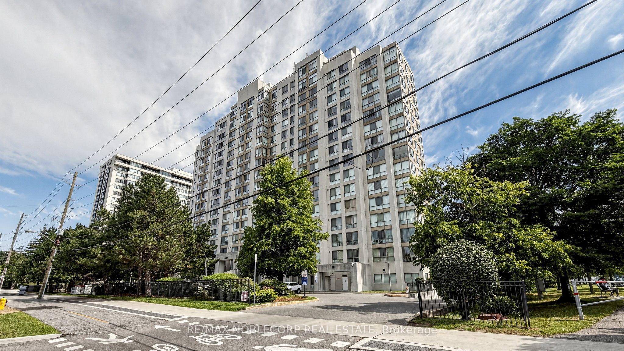 2901 Kipling Avenue 804, Toronto, ON M9V 5E5