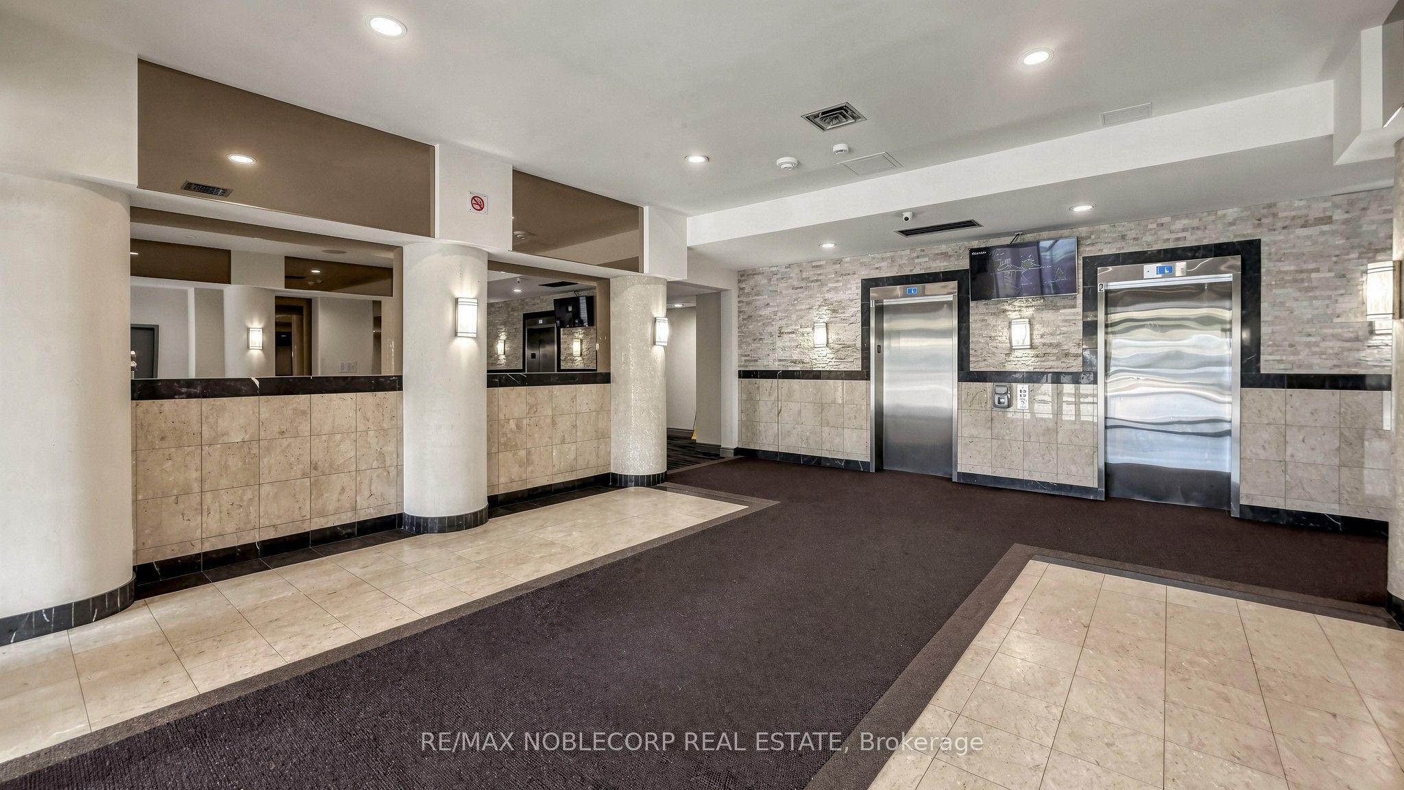 2901 Kipling Avenue 804, Toronto, ON M9V 5E5 photo 5