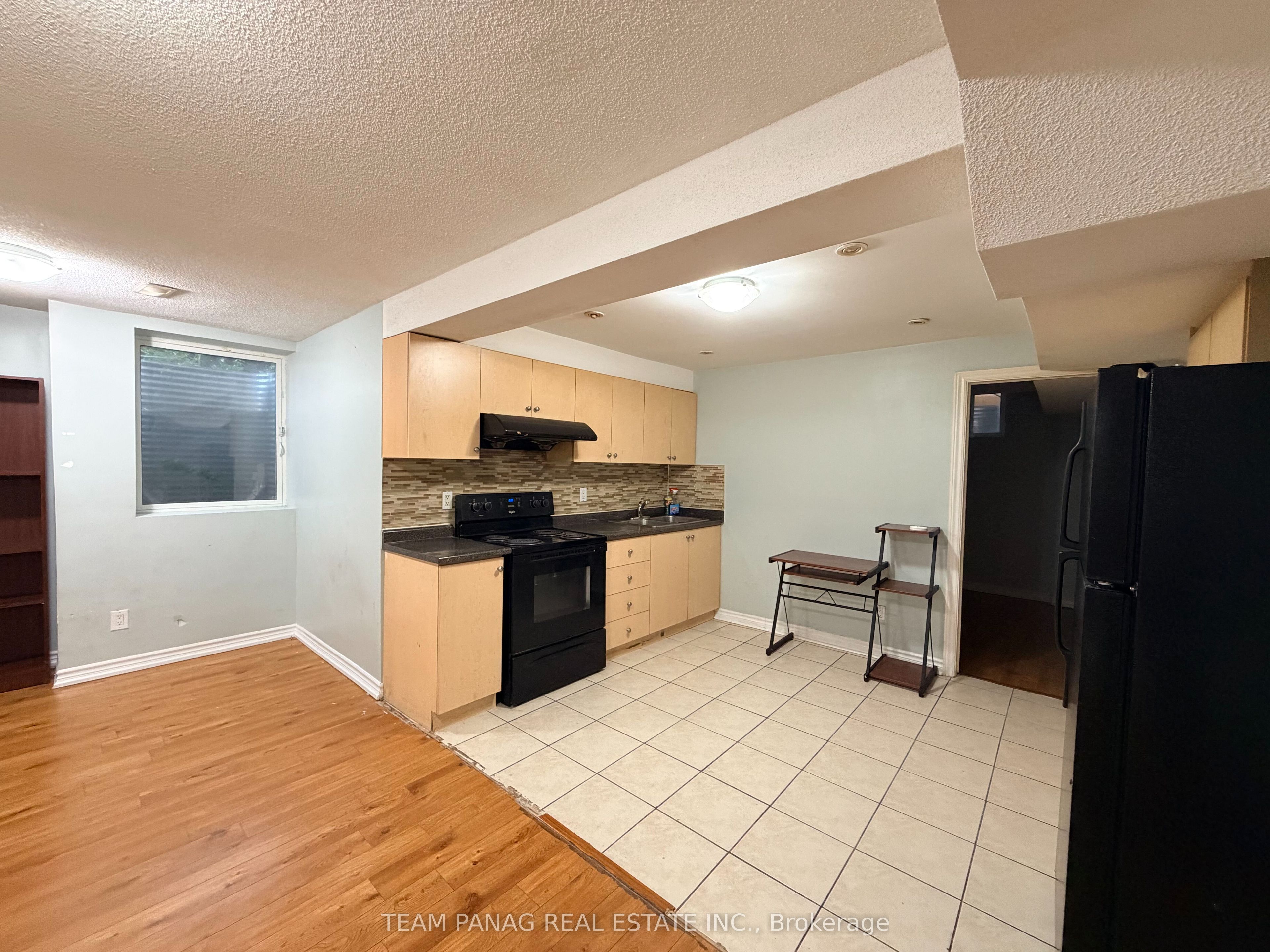 70 Princess Valley Crescent Basement, Brampton, ON L6P 2B9 photo 5