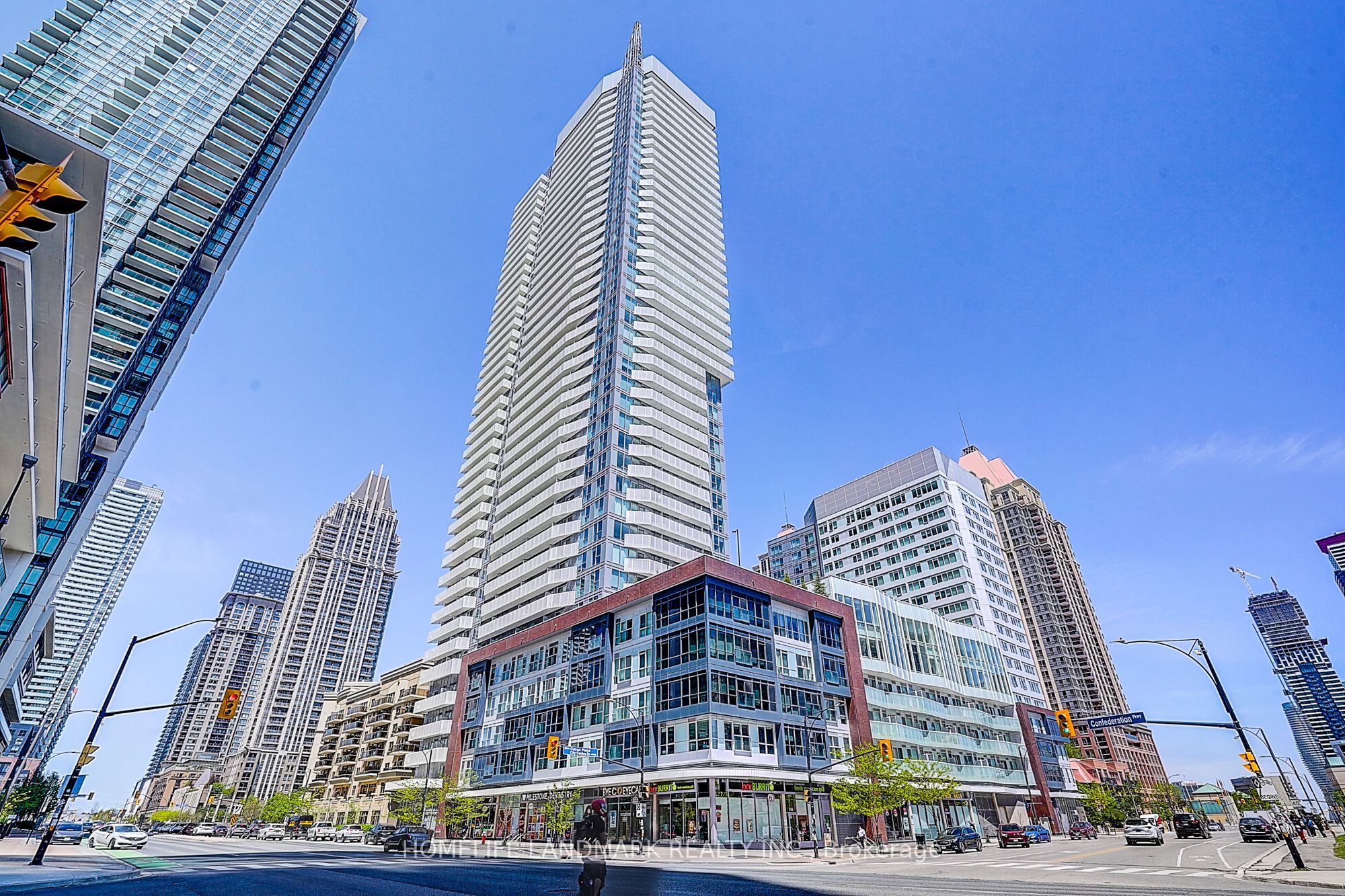4065 Confederation Parkway 3208, Mississauga, ON L5B 0L4