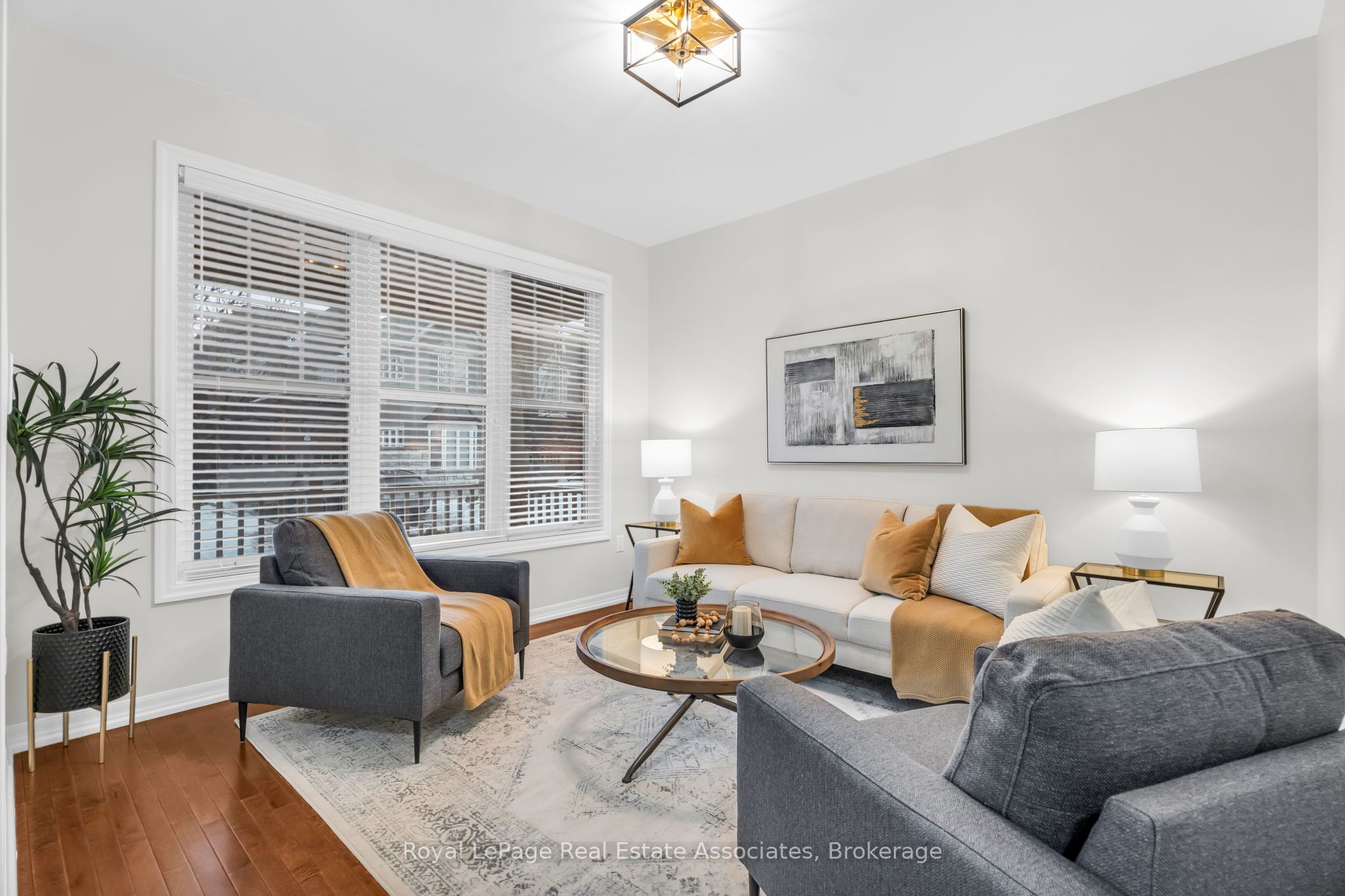 879 Etherington Way, Milton, ON L9T 0Z3 photo 3