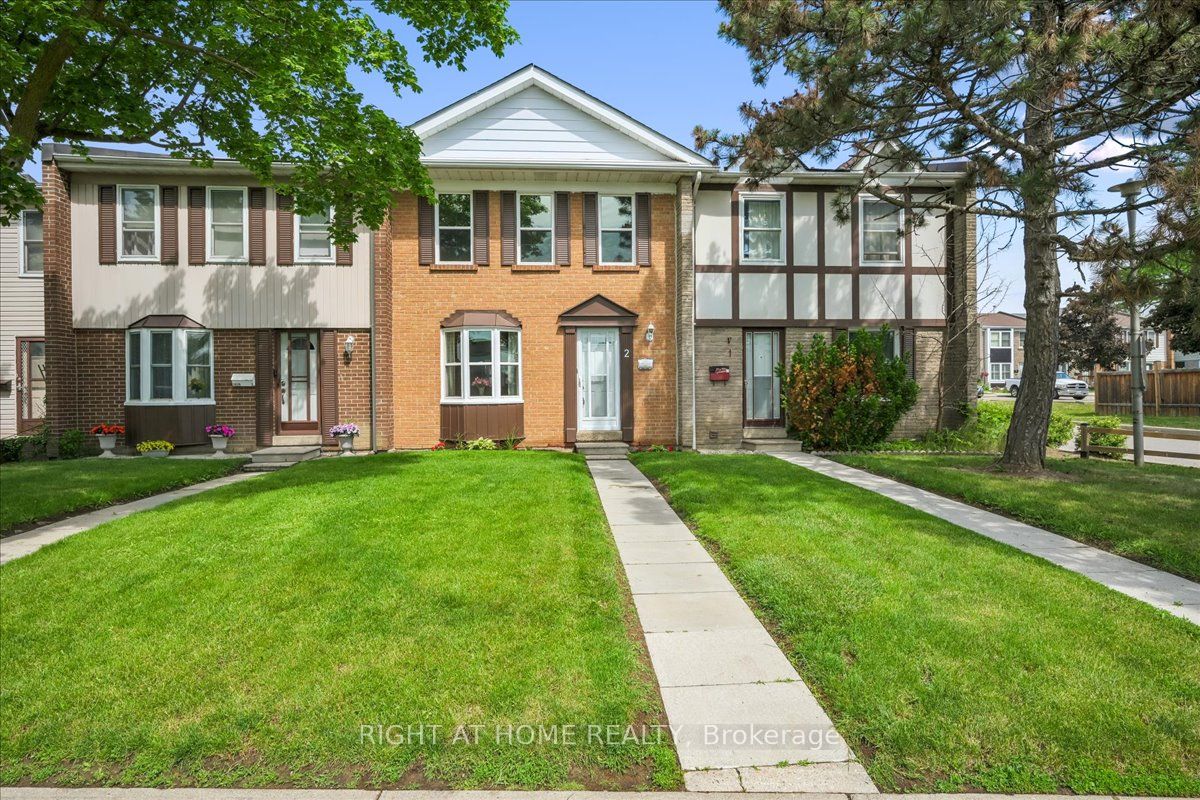 1020 Central Park Drive 2, Brampton, ON L6S 3J5 photo 2