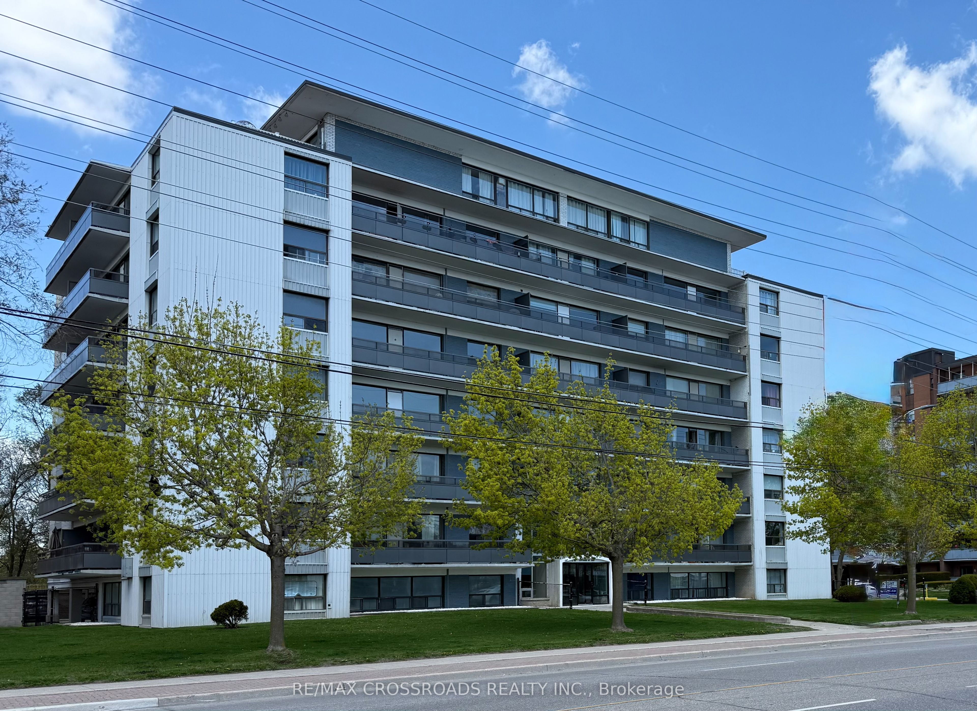 363 Lakeshore Road E 410, Mississauga, ON L5G 1H7