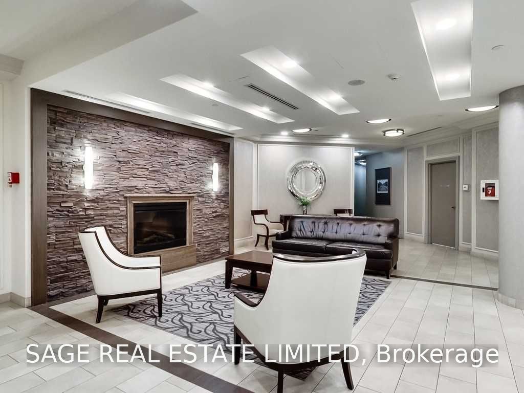 60 Heintzman Street 636, Toronto, ON M6P 5A1 photo 2