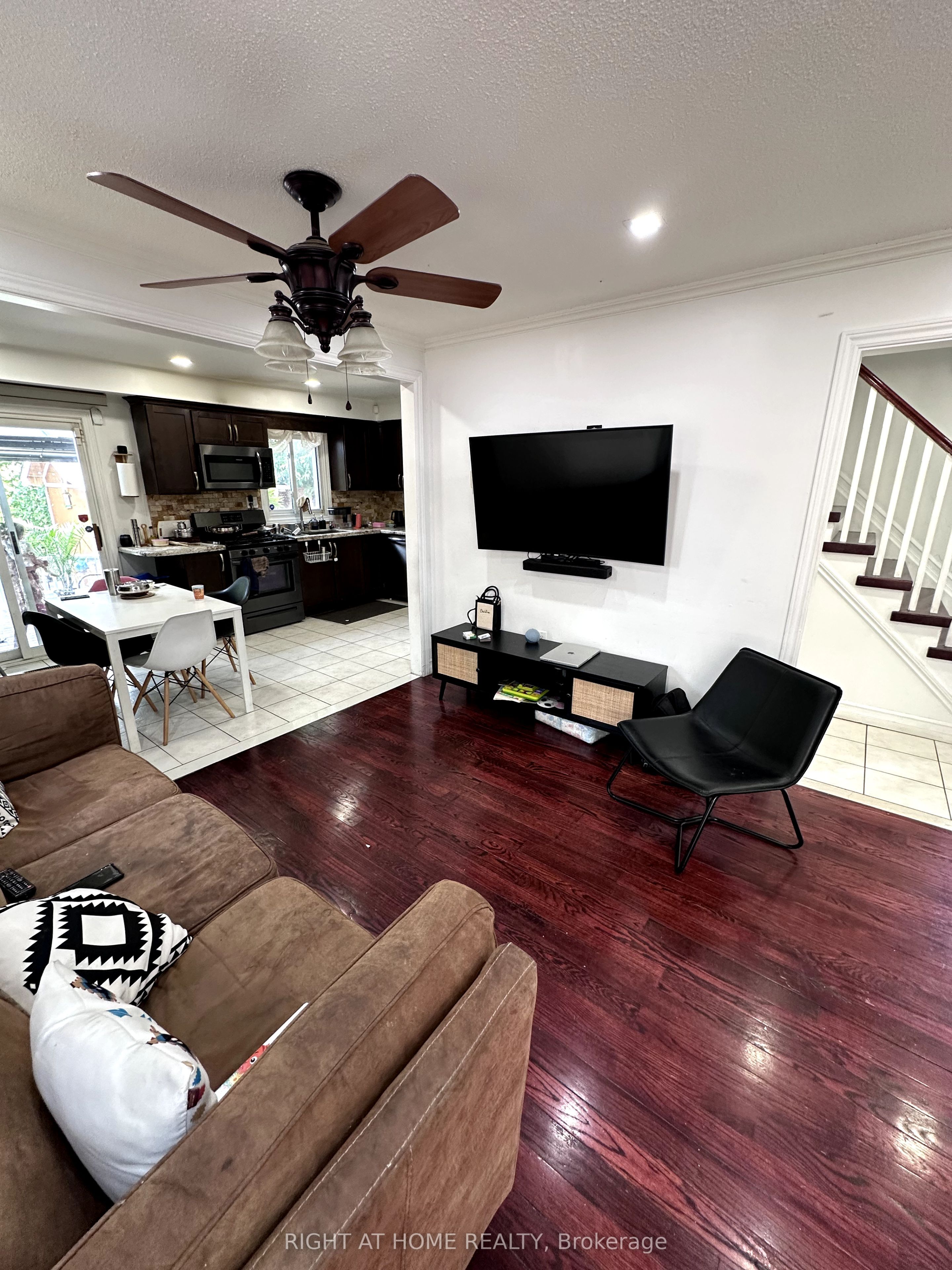 4 Sunshade Place, Brampton, ON L6Z 2B8 photo 5