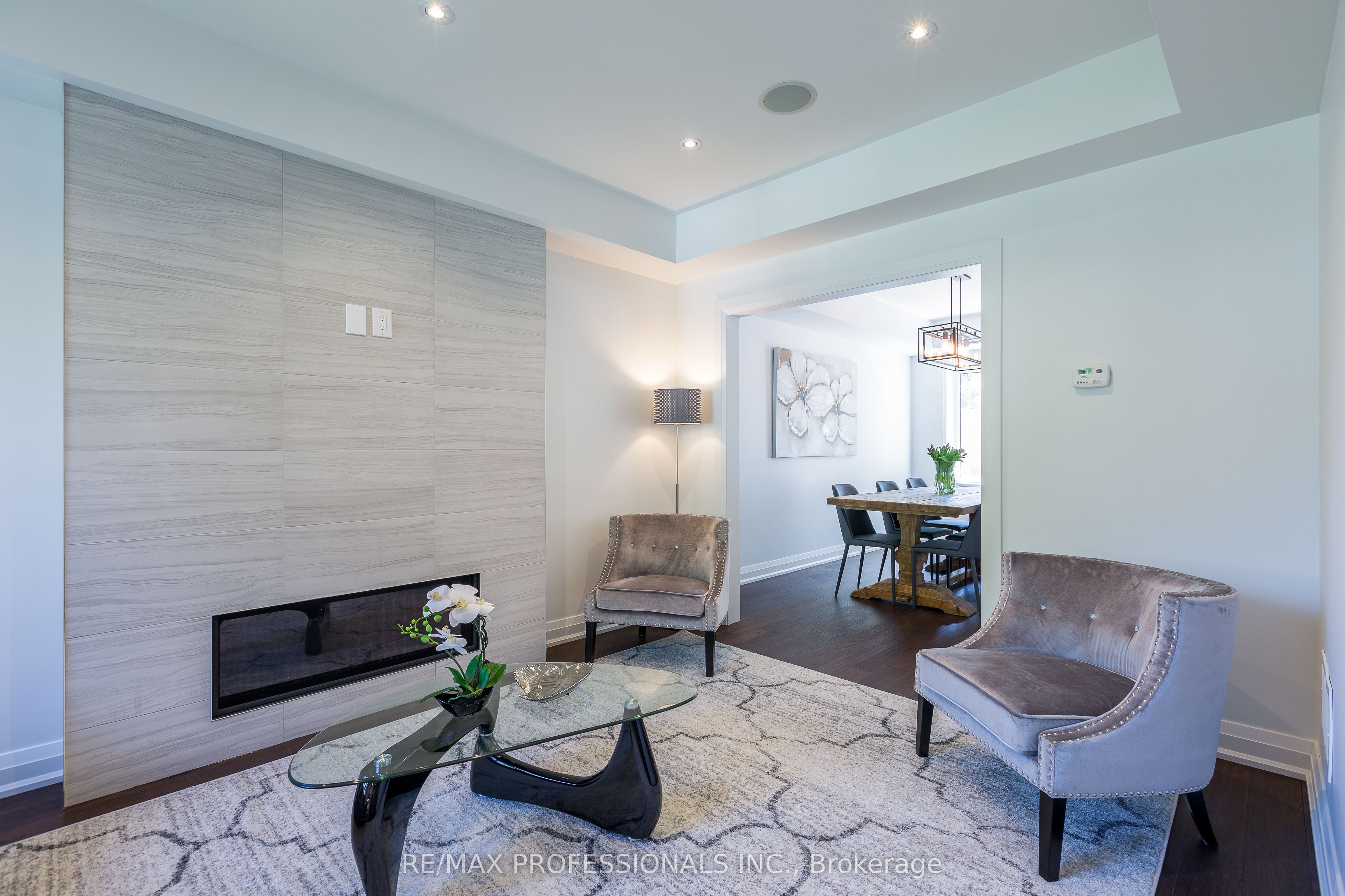 546 Beresford Avenue, Toronto, ON M6S 3C3 photo 3