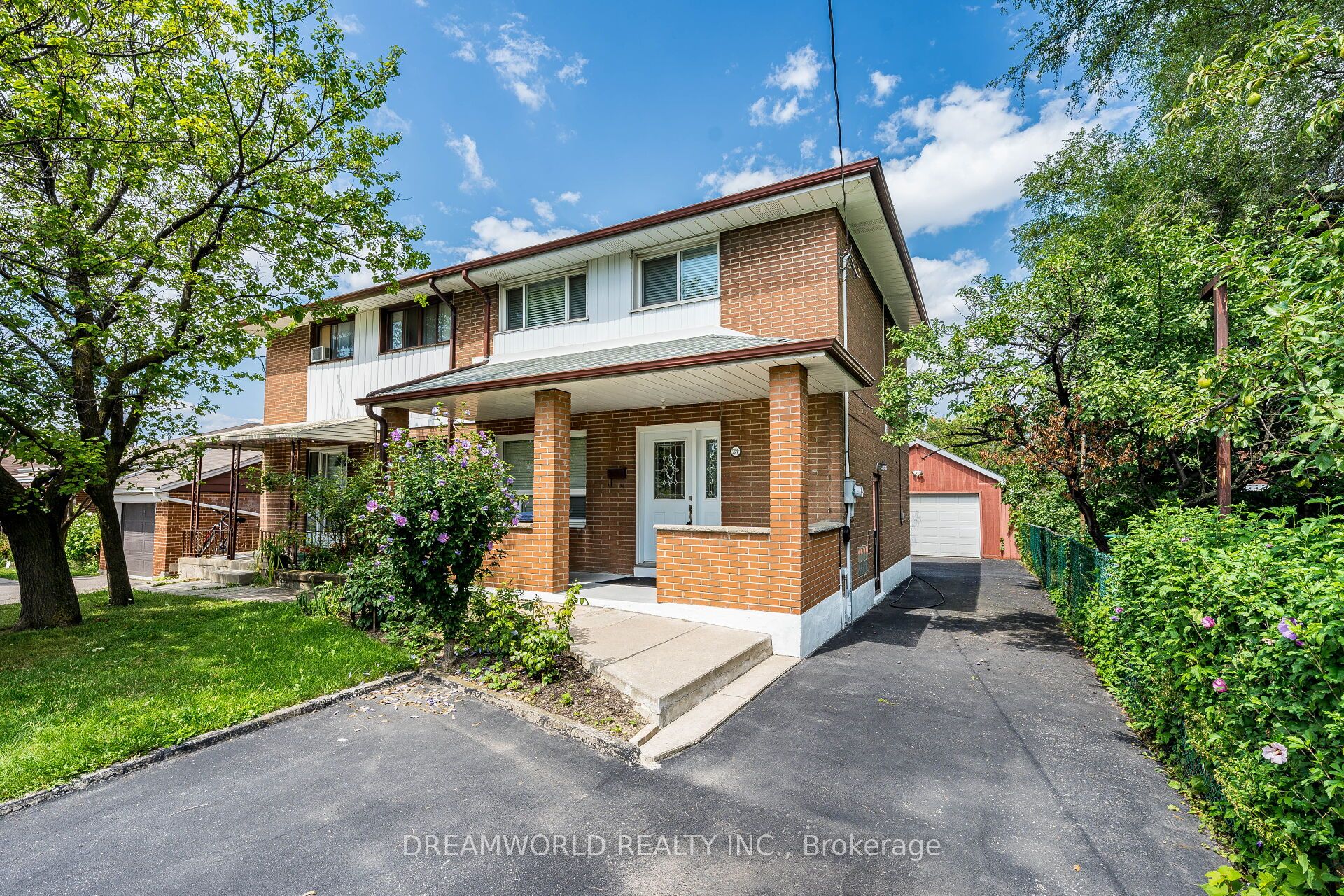 24 Whitburn Crescent, Toronto, ON M3M 2S2 photo 4