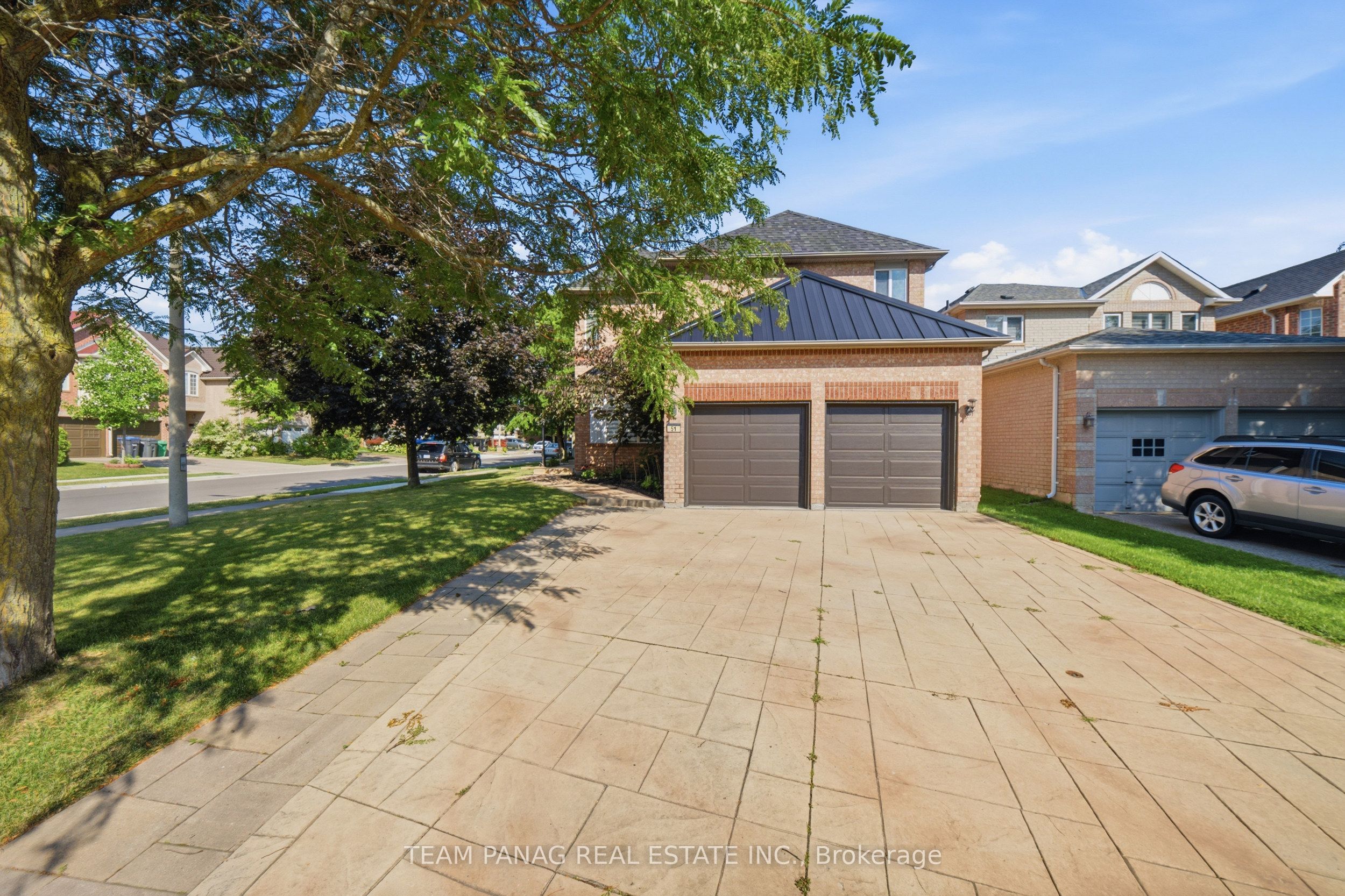 51 Pebblestone Circle, Brampton, ON L6X 4N2