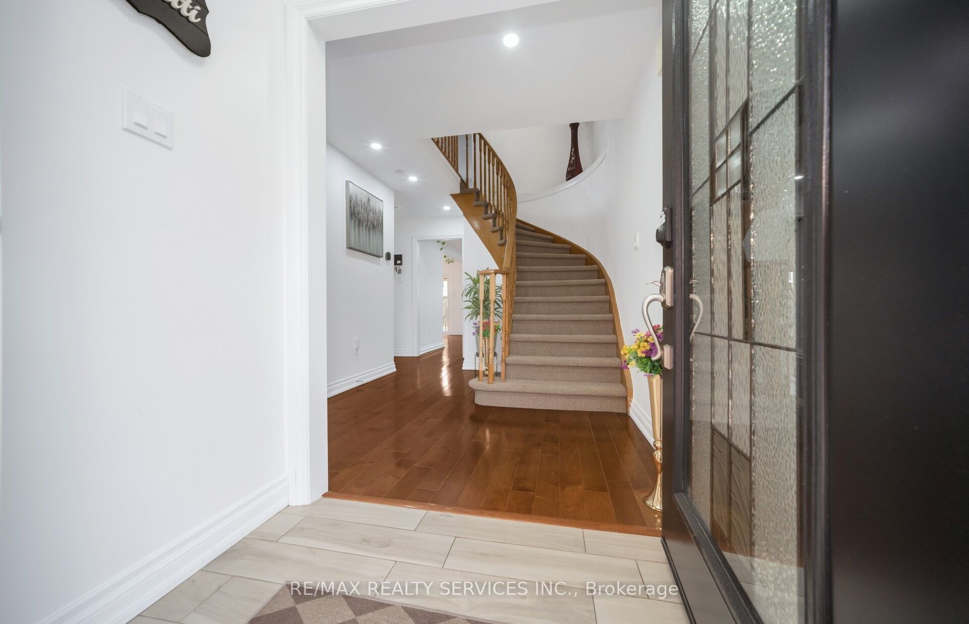 19 Wayne Nicol Drive, Brampton, ON L6X 3Z2 photo 4