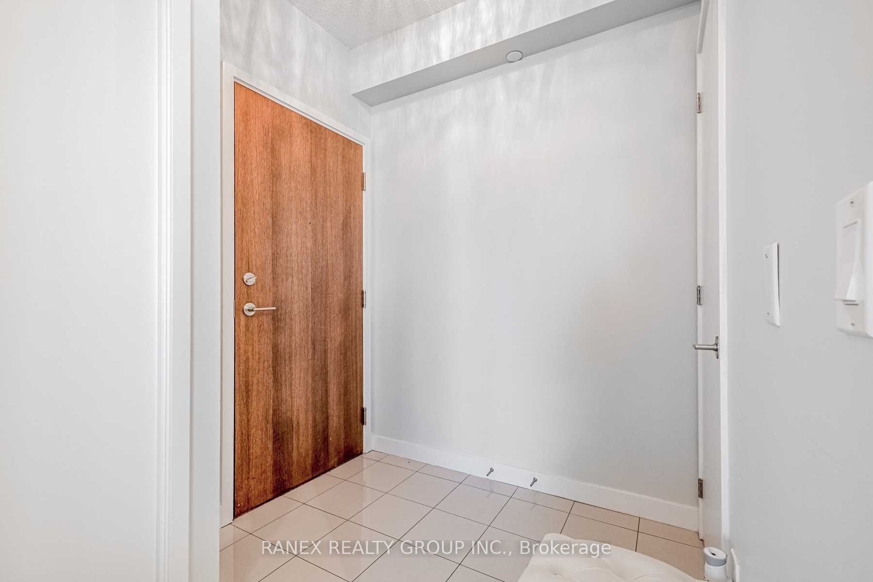 3975 Grand Park Drive 313, Mississauga, ON L5B 4M6 photo 4