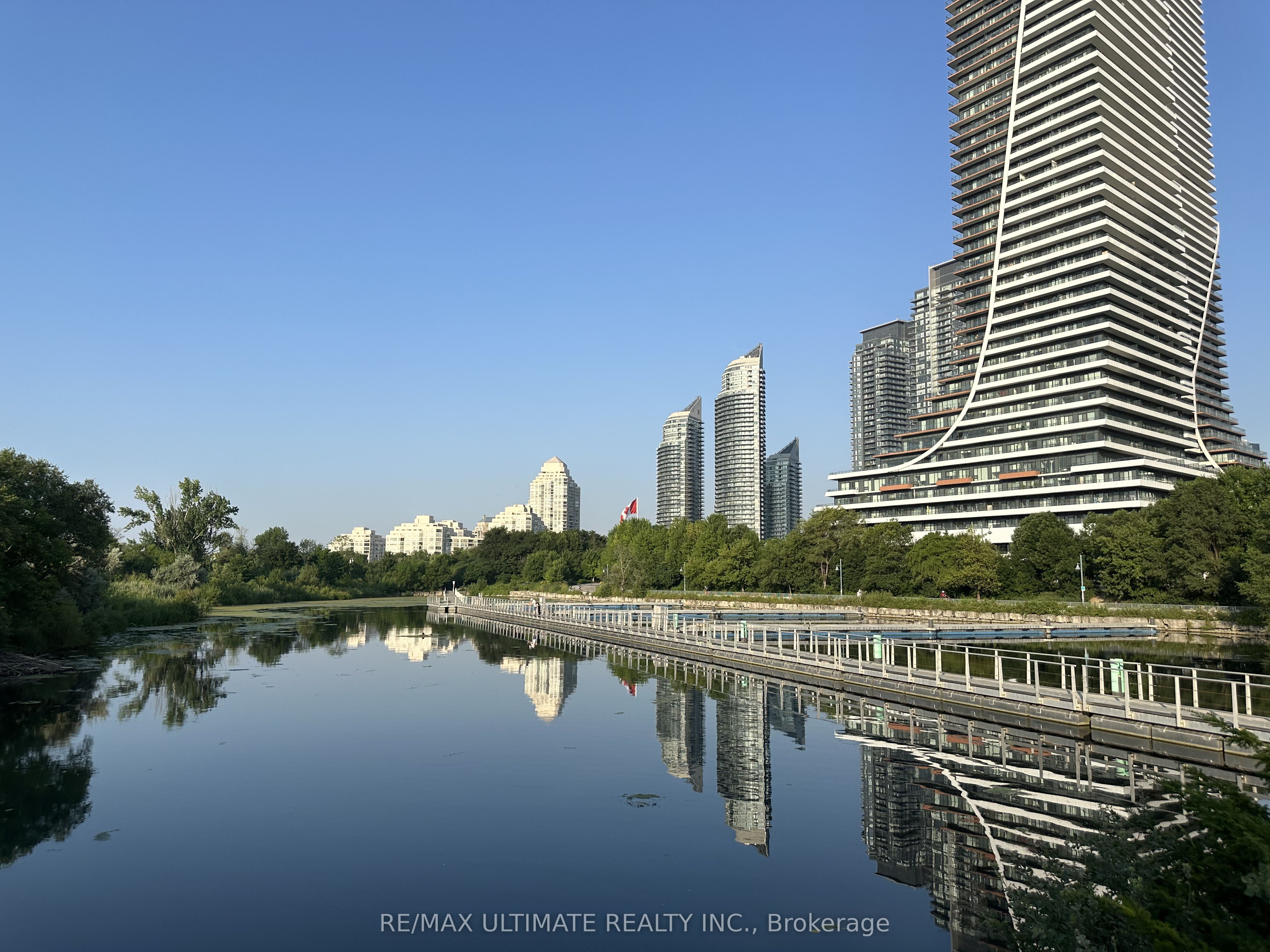 20 Shore Breeze Drive #1207, Toronto, ON M8V 0J1