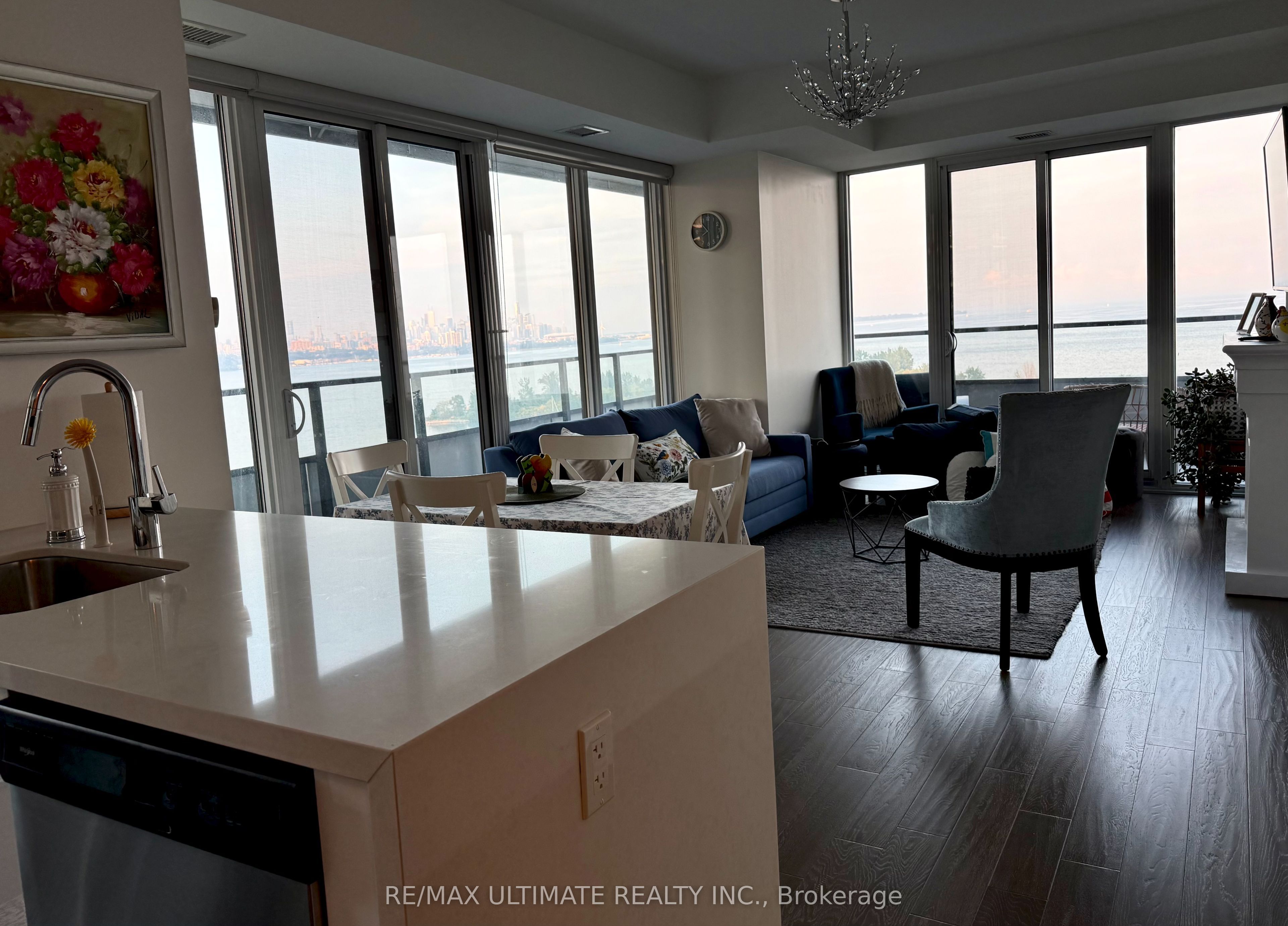 20 Shore Breeze Drive #1207, Toronto, ON M8V 0J1 photo 4