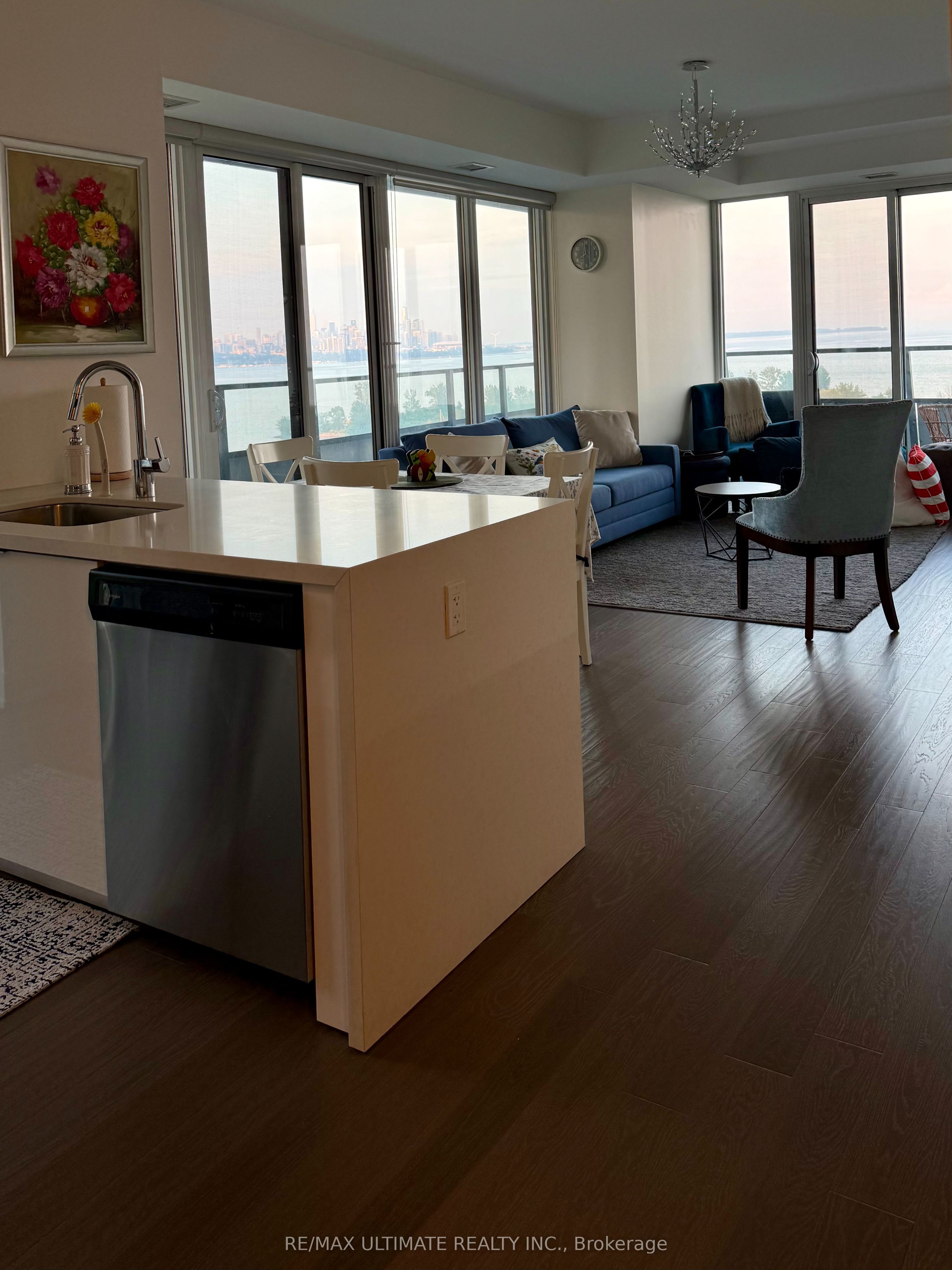 20 Shore Breeze Drive #1207, Toronto, ON M8V 0J1 photo 5