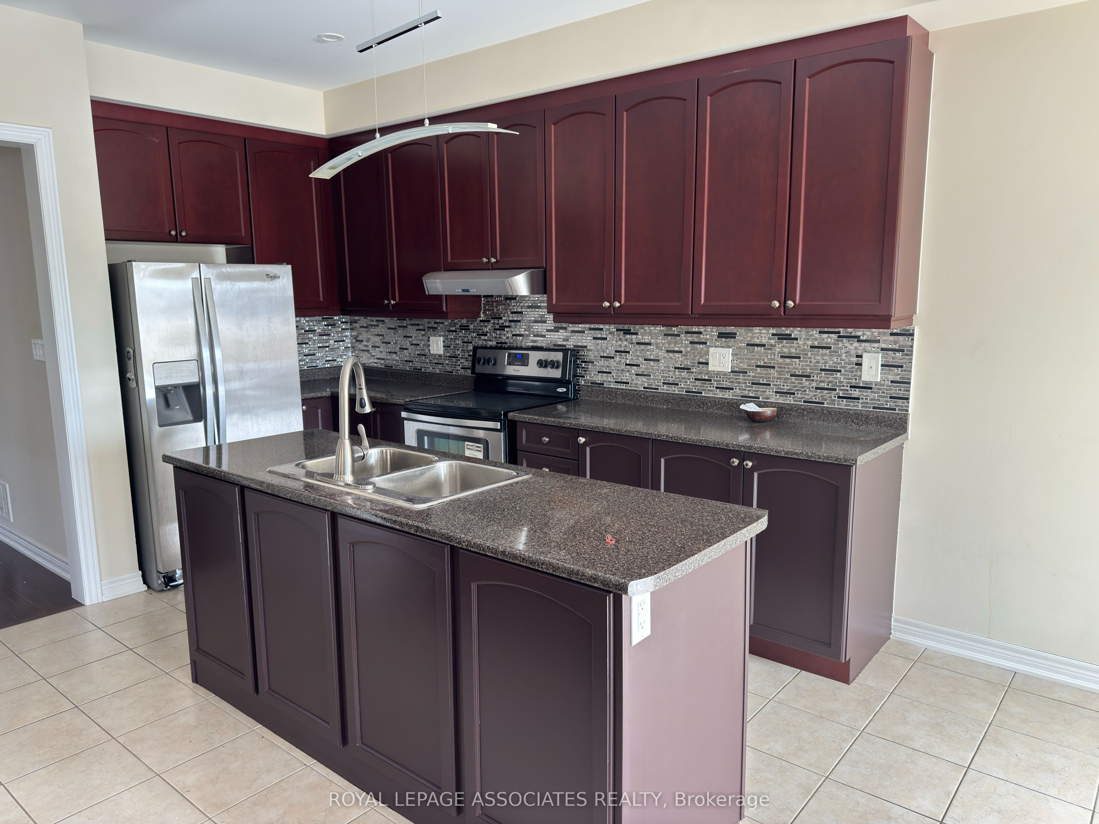 75 Meltwater Crescent Upper Lv, Brampton, ON L6P 3W6