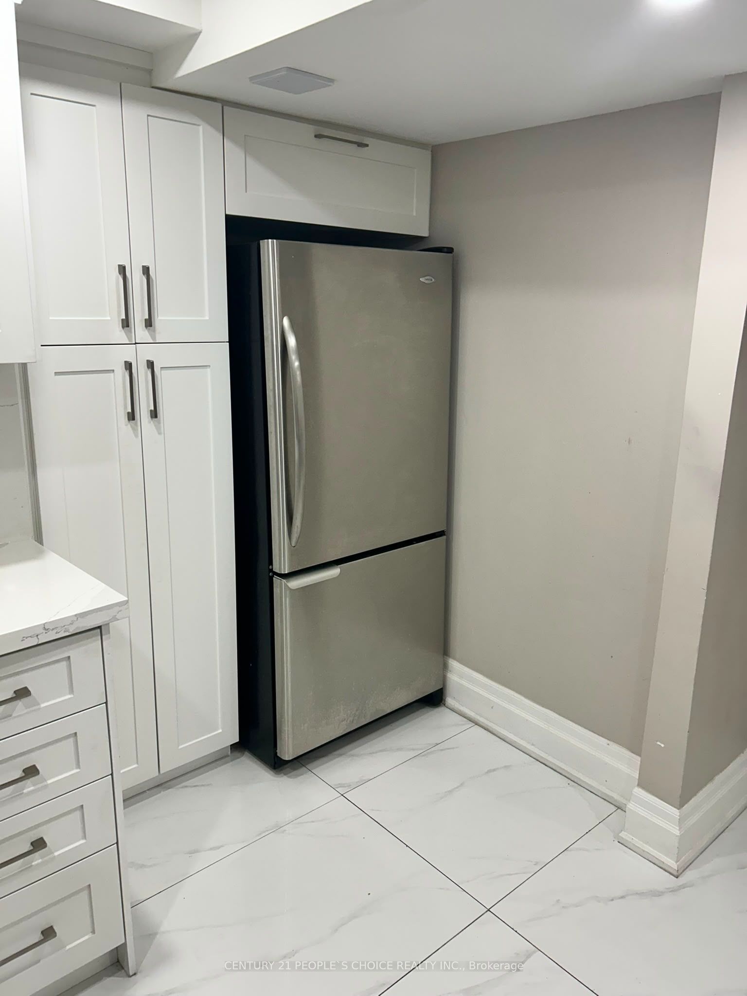 6929 Gooderham Estate Boulevard Bsmt, Mississauga, ON L5W 1B4 photo 4