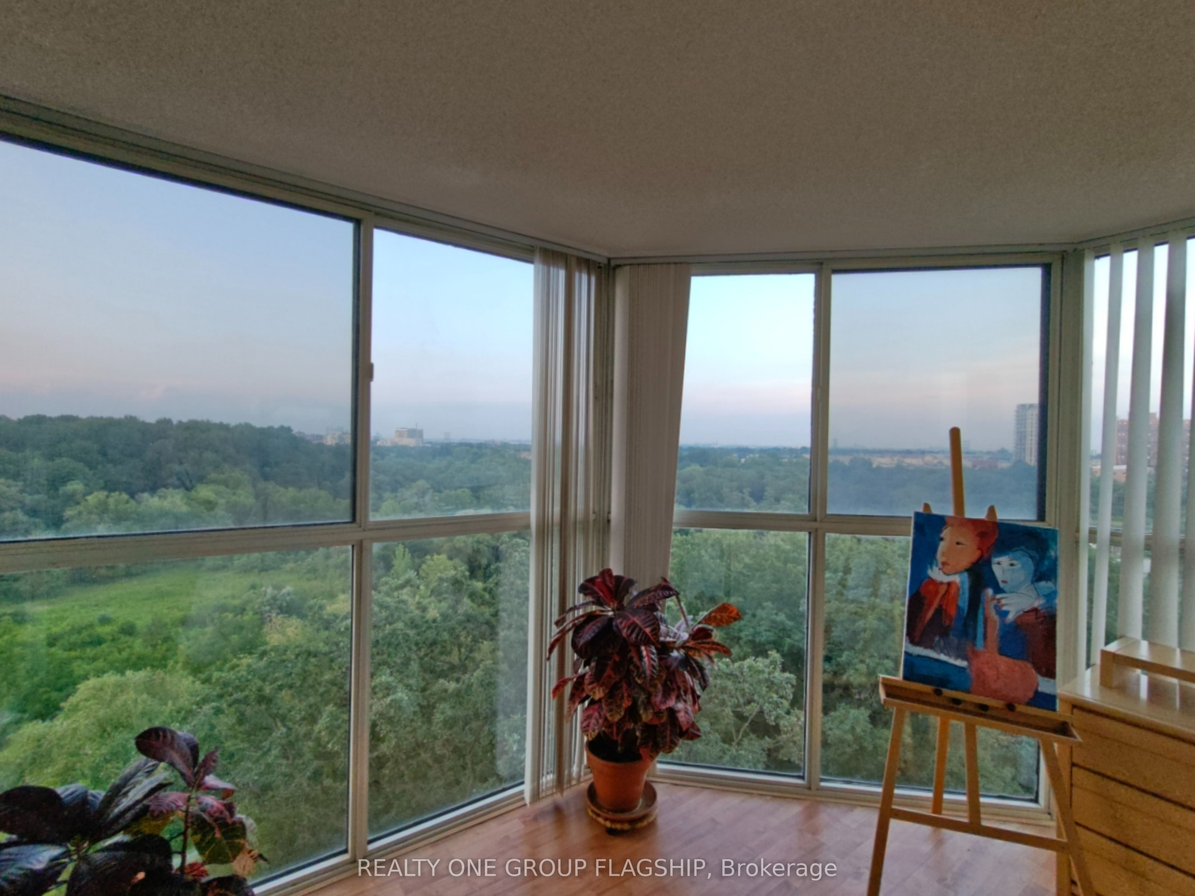600 Rexdale Boulevard 802, Toronto, ON M9W 6T4 photo 3