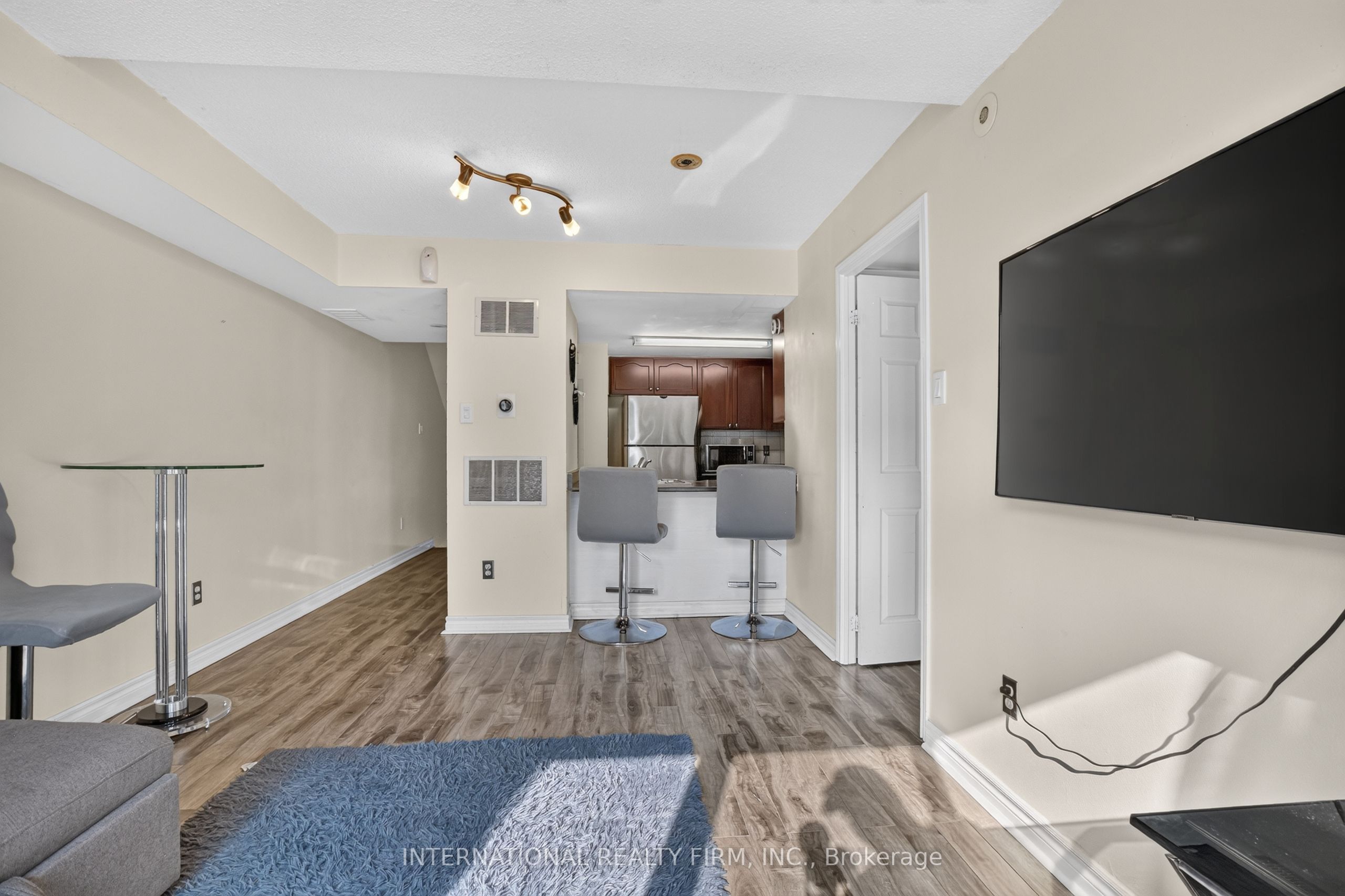 65 George Appleton Way 2076, Toronto, ON M3M 0A2 photo 5