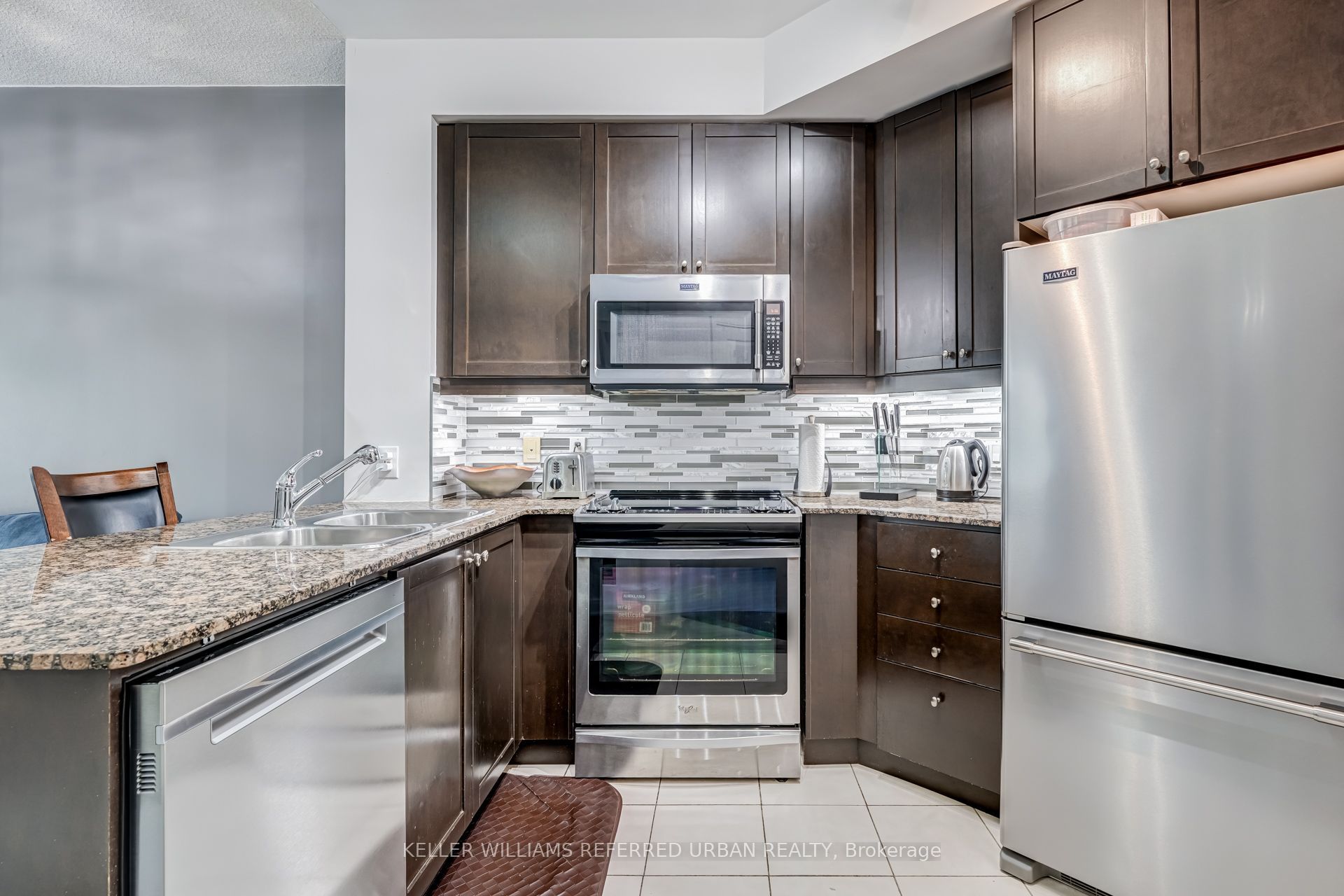 90 Absolute Avenue 504, Mississauga, ON L4Z 0A3 photo 5