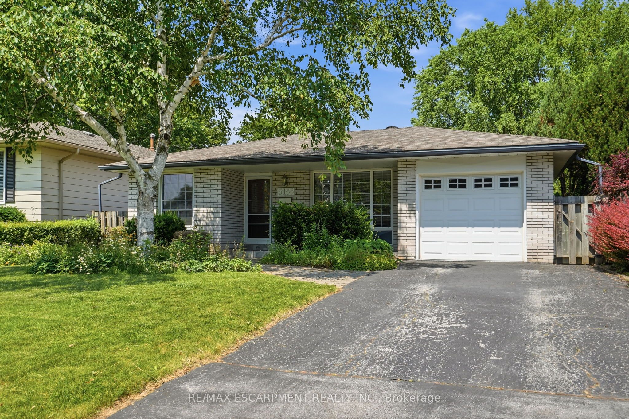 5155 Idlewood Crescent, Burlington, ON L7L 3Y5 photo 2