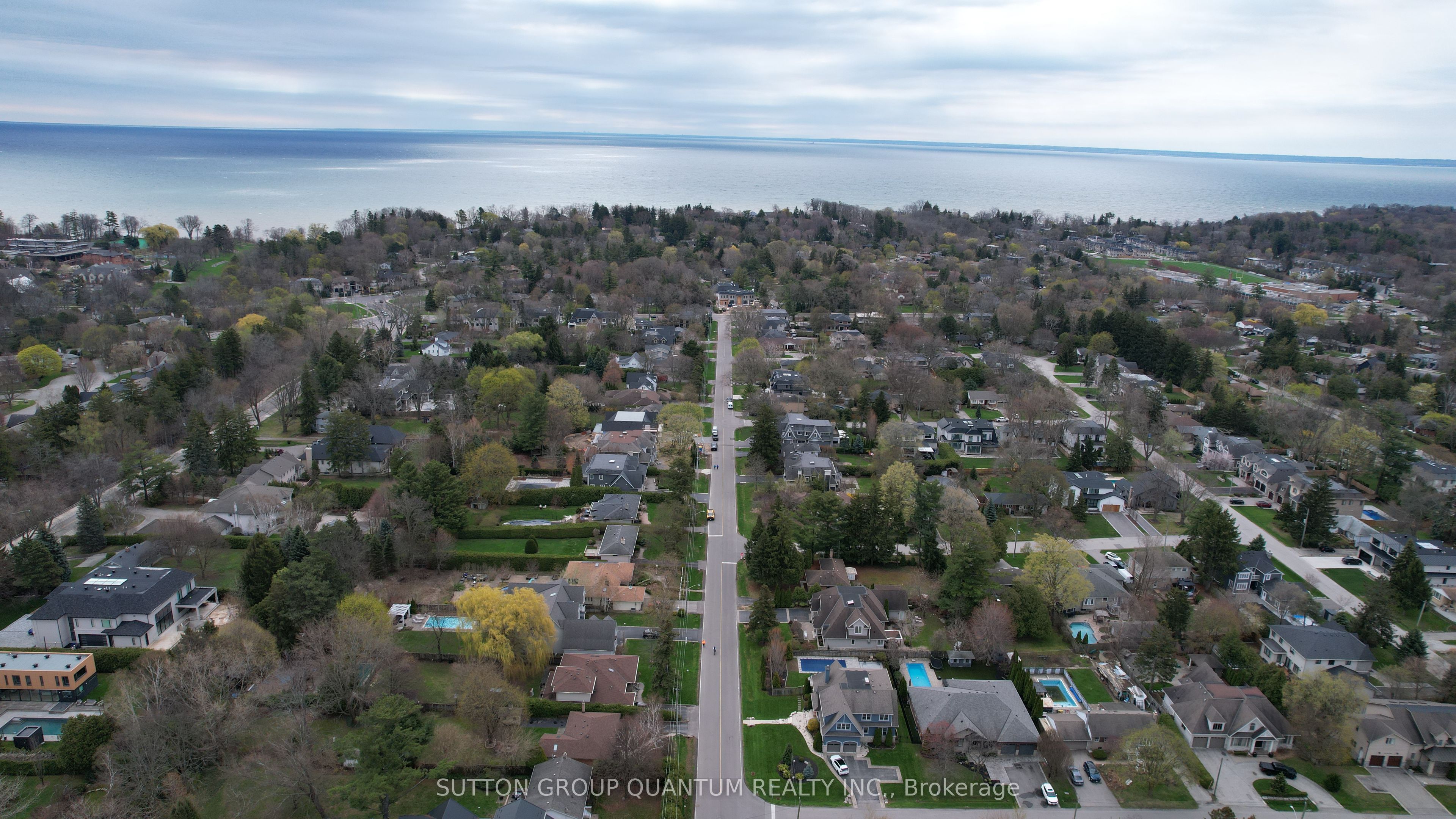 394 Maplehurst Avenue, Oakville, ON L6L 4Y6 photo 5