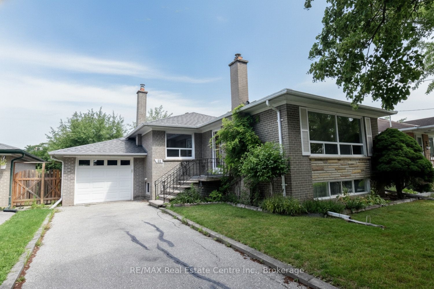 44 Beckwith Road, Toronto, ON M9C 3Y1 photo 2
