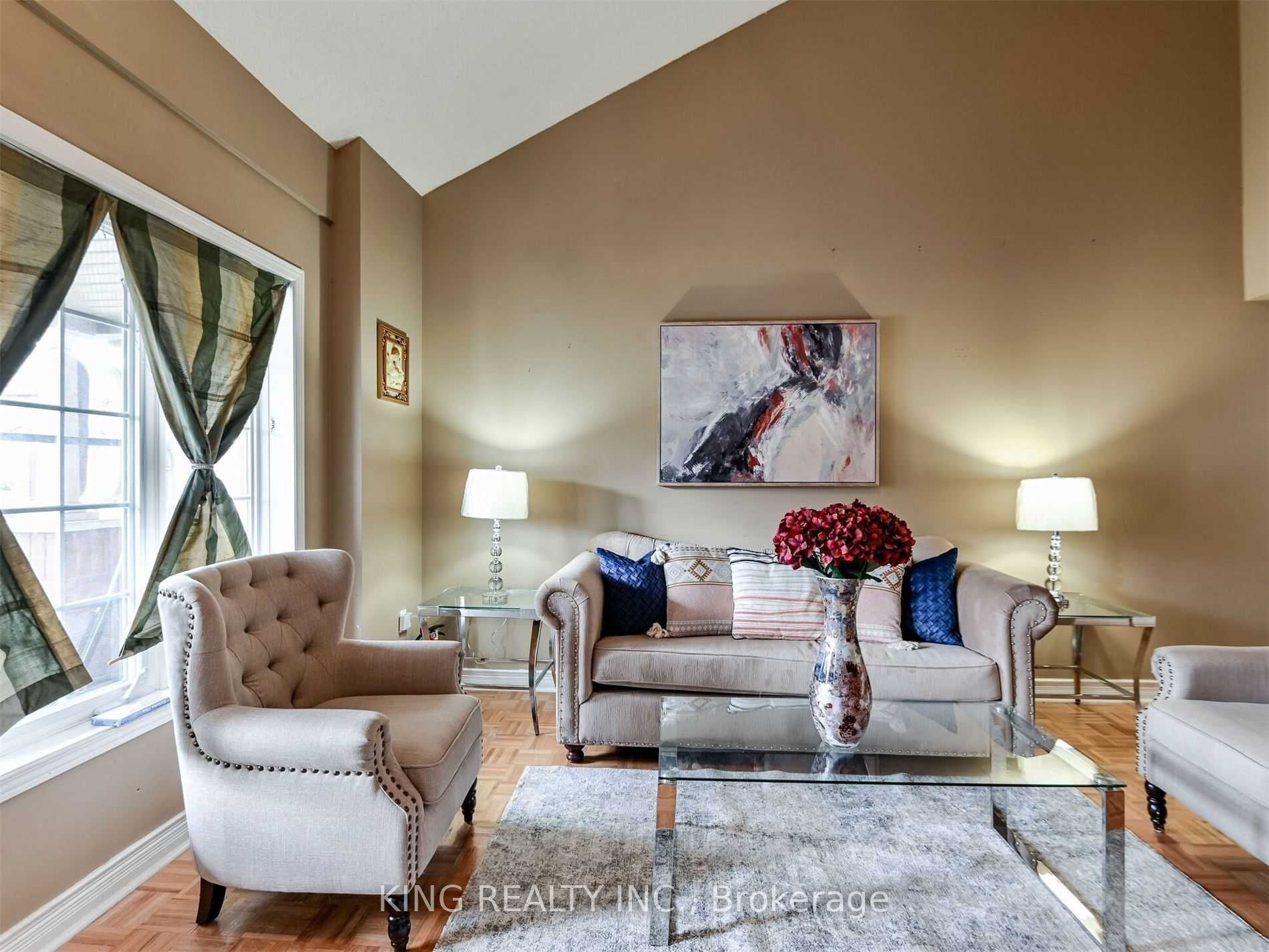 23 Wall Street, Brampton, ON L6R 0N2 photo 4