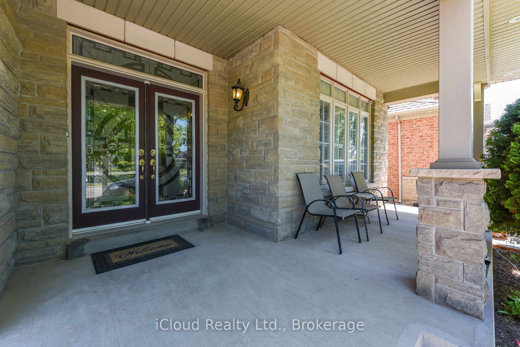 7 Merrittonia Street, Brampton, ON L6X 0Y9 photo 2