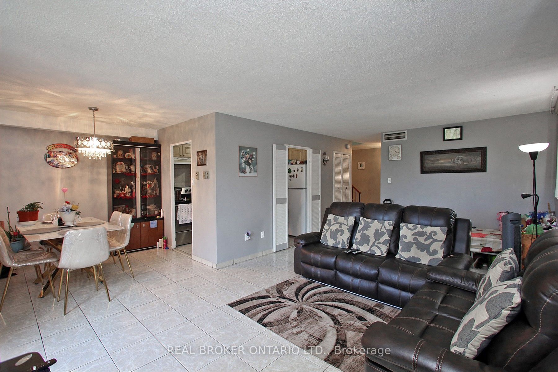 2645 Jane Street 312, Toronto, ON M3L 2J3 photo 2