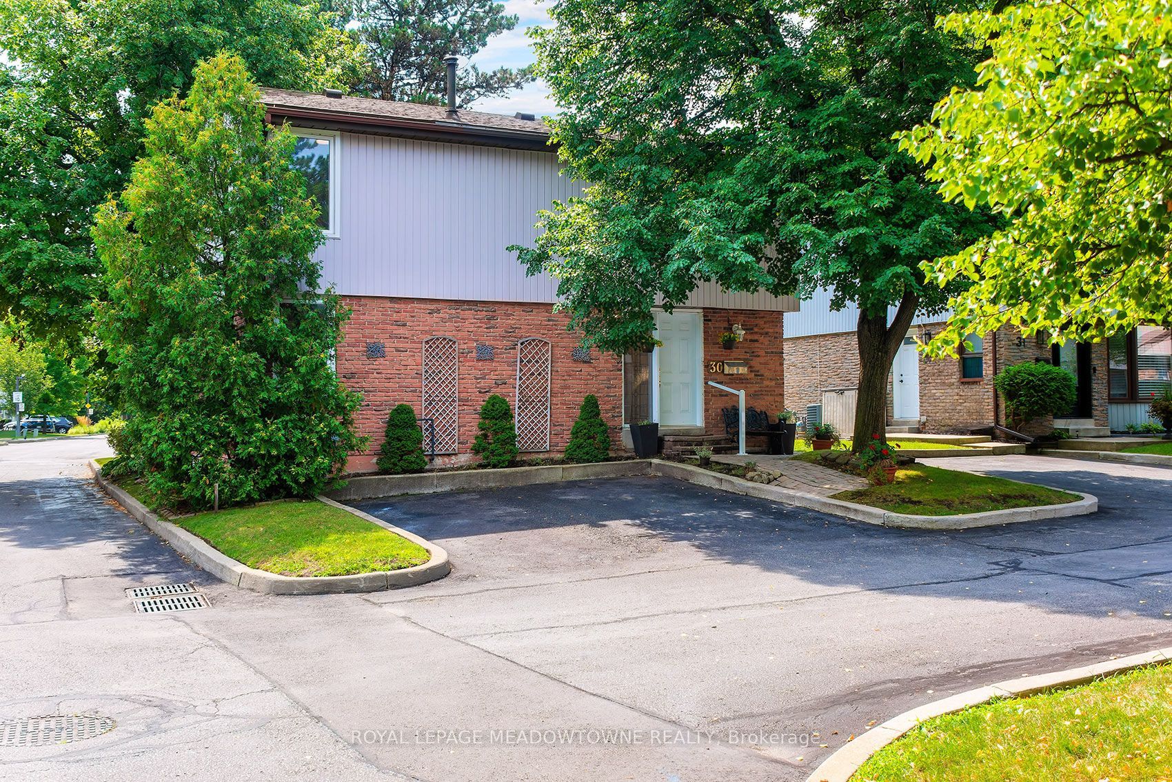 59 Kenninghall Boulevard 30, Mississauga, ON L5N 1J6