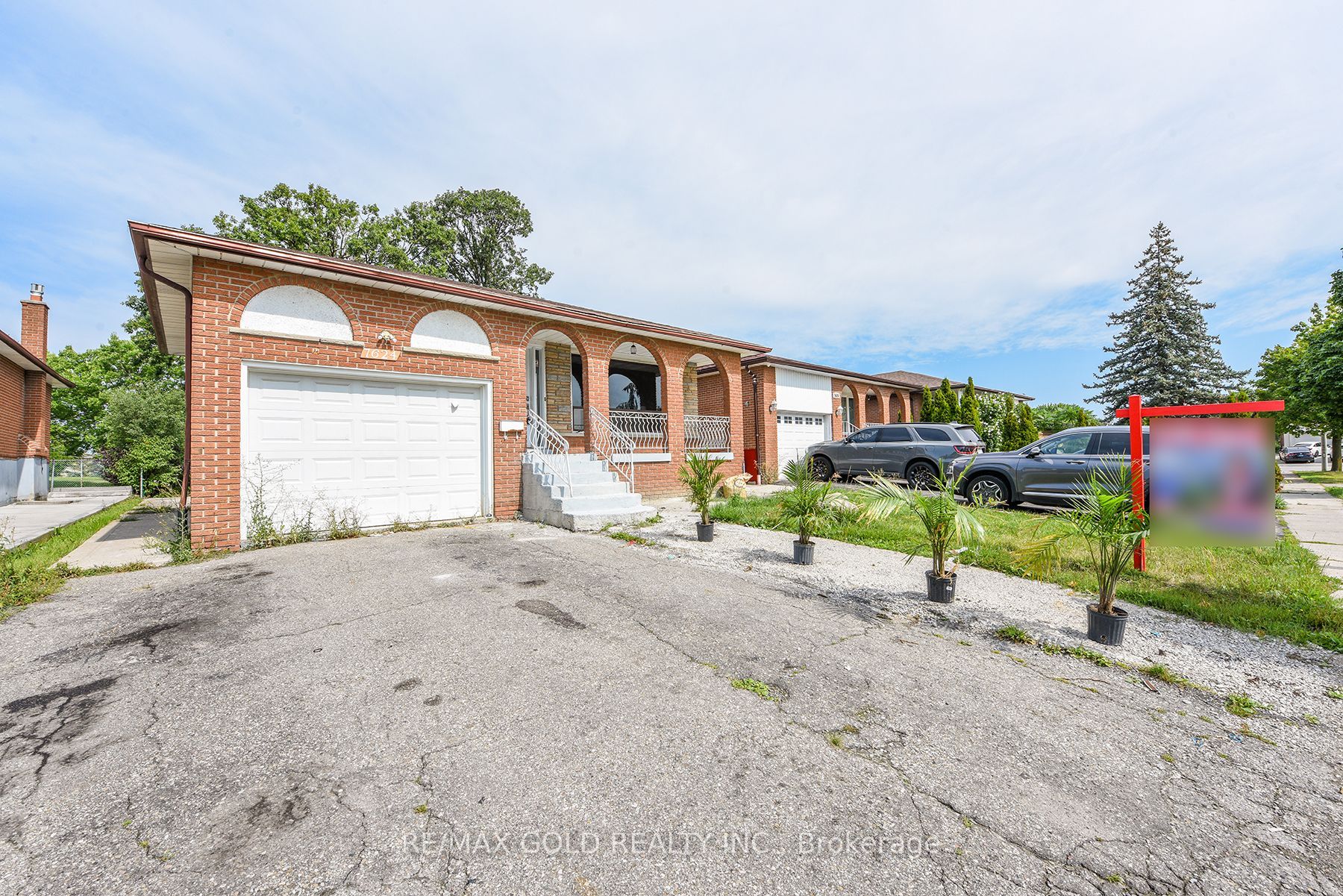 7624 Middleshire Drive, Mississauga, ON L4T 3S2 photo 4