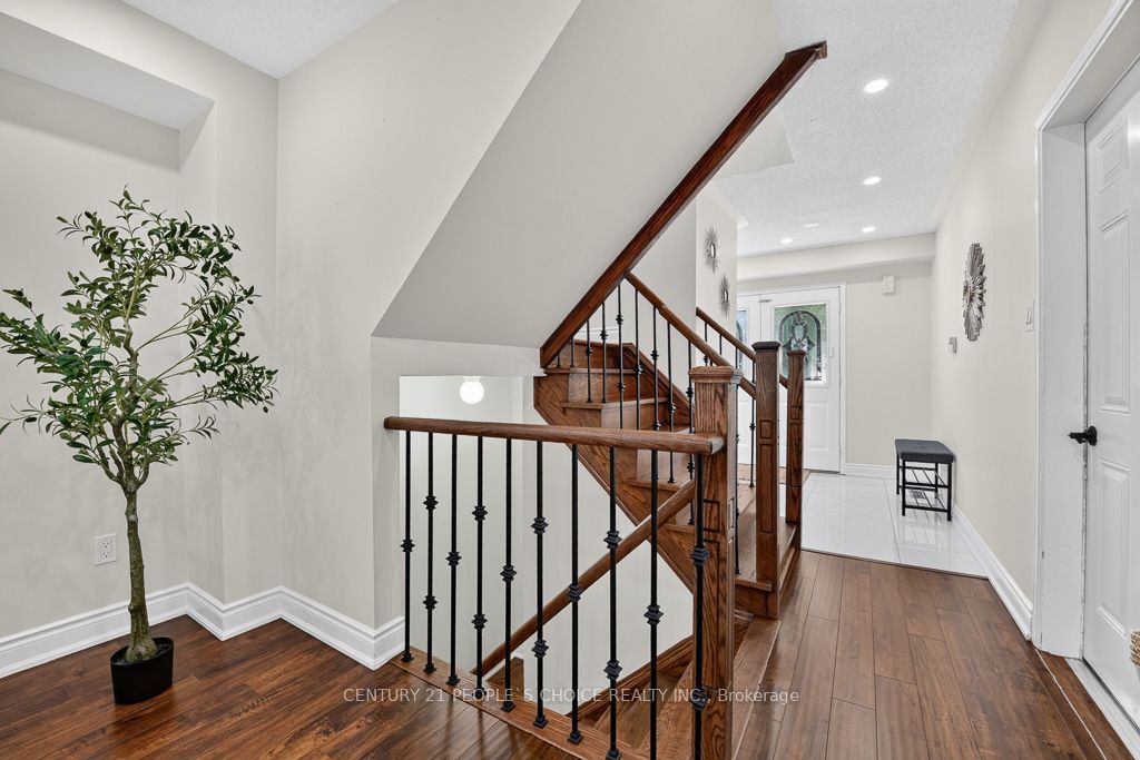 50 Penbridge Circle, Brampton, ON L7A 2P9 photo 5