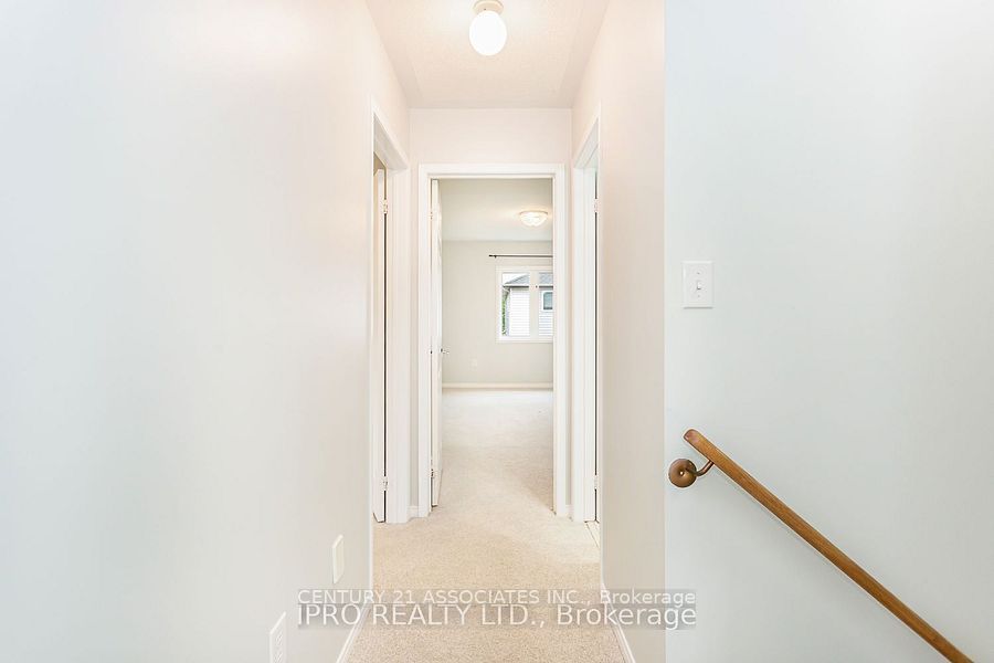 2410 Emerson Drive, Burlington, ON L7L 7M3 photo 2