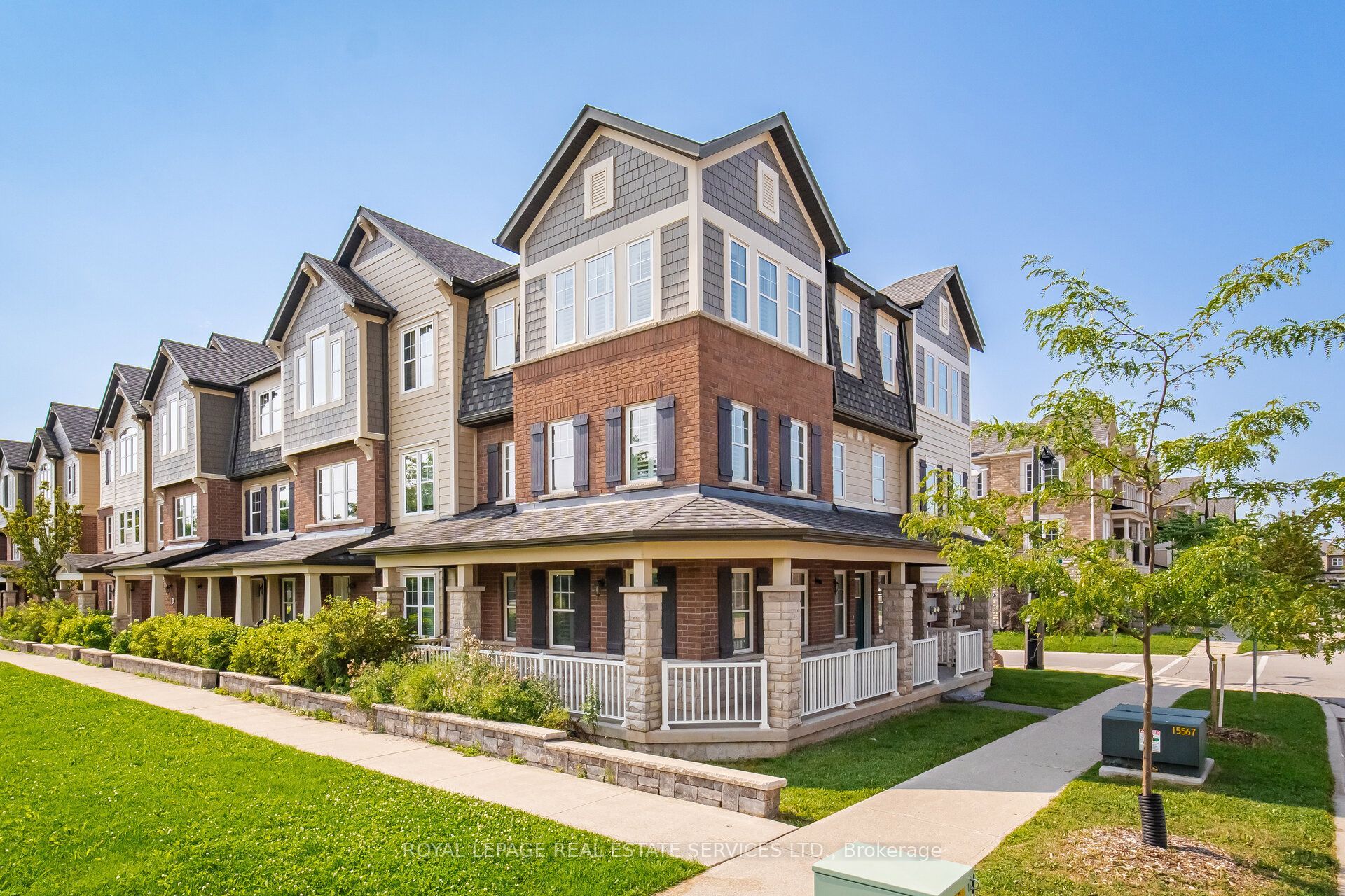 264 Sarah Cline Drive 1, Oakville, ON L6M 0V4 photo 2