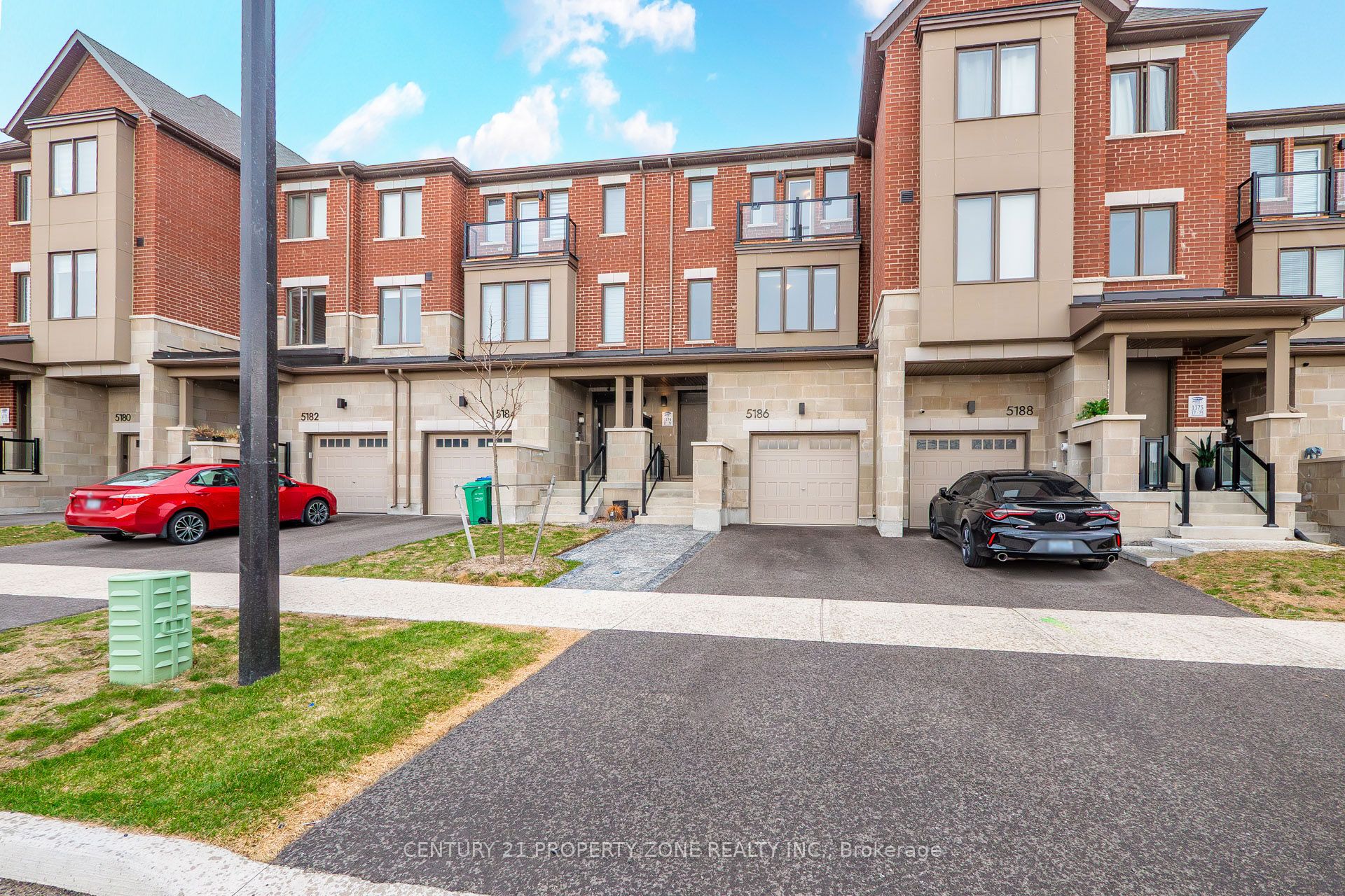5186 Viola Desmond Drive, Mississauga, ON L5M 2S7 photo 5