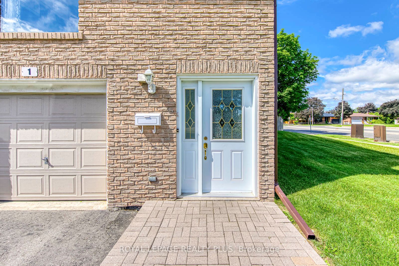 640 RATHBURN Road E 1, Mississauga, ON L4Z 1C6 photo 3