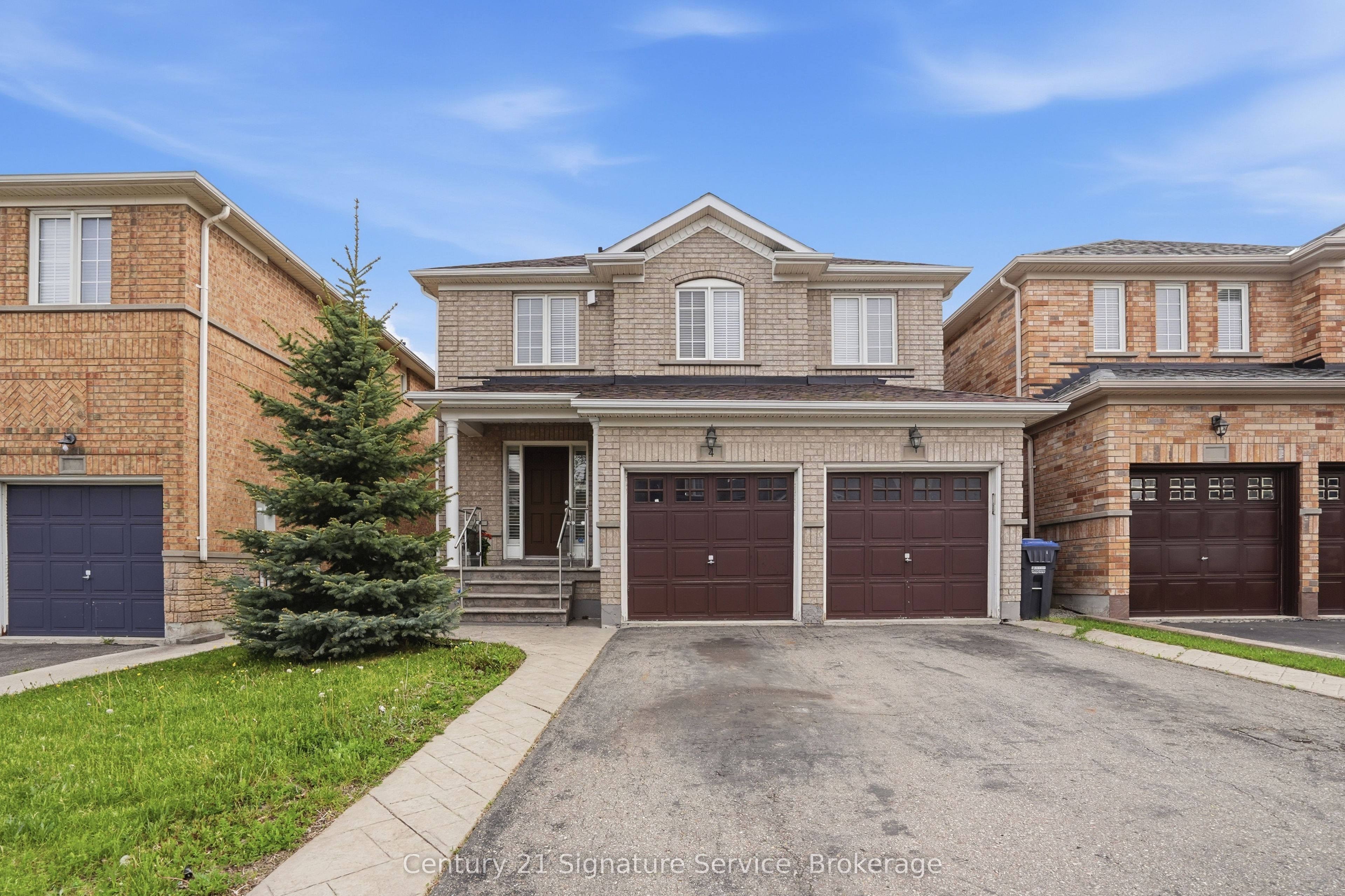 4 Cloverlawn Street, Brampton, ON L7A 3X6