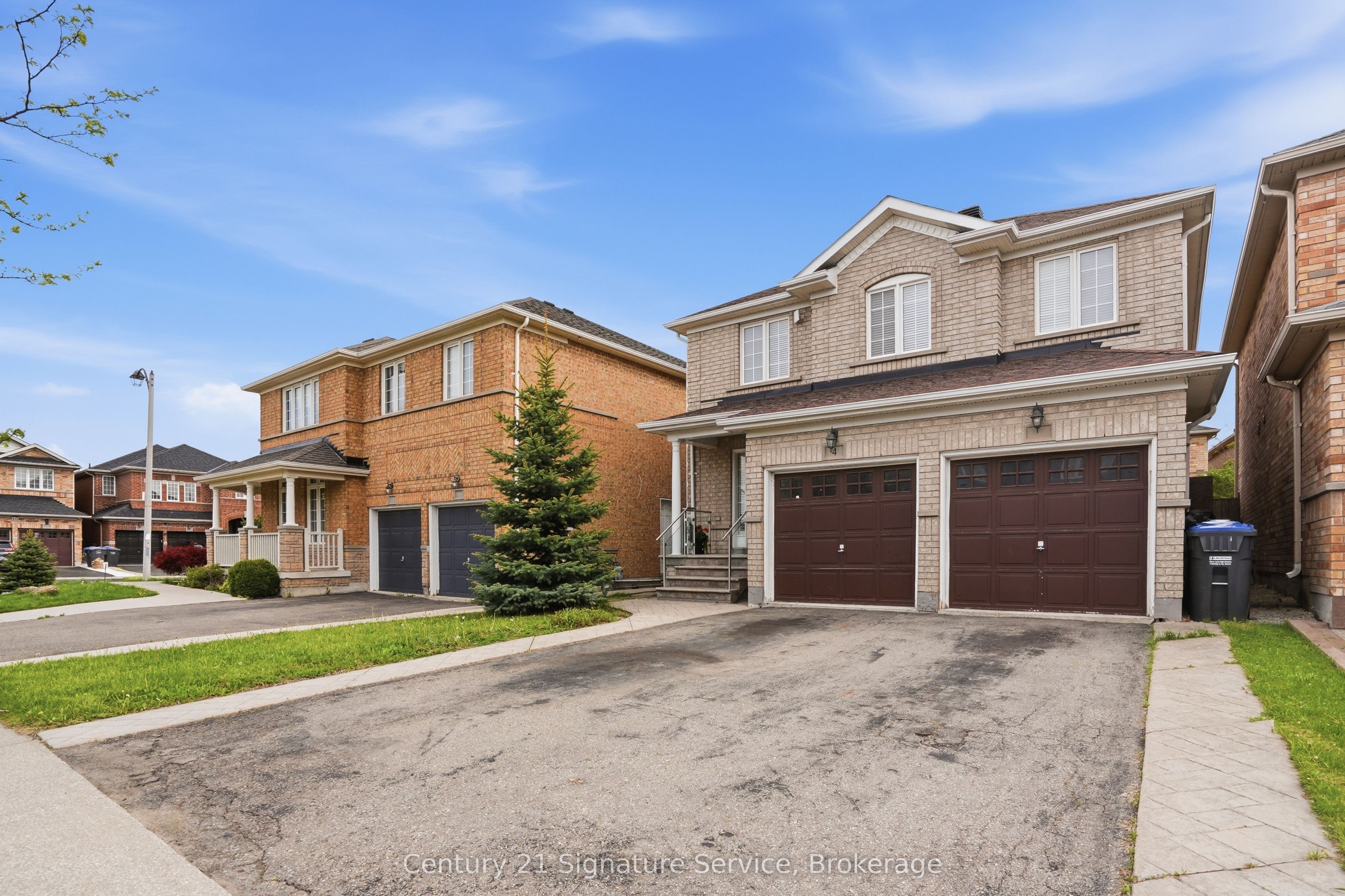 4 Cloverlawn Street, Brampton, ON L7A 3X6 photo 3