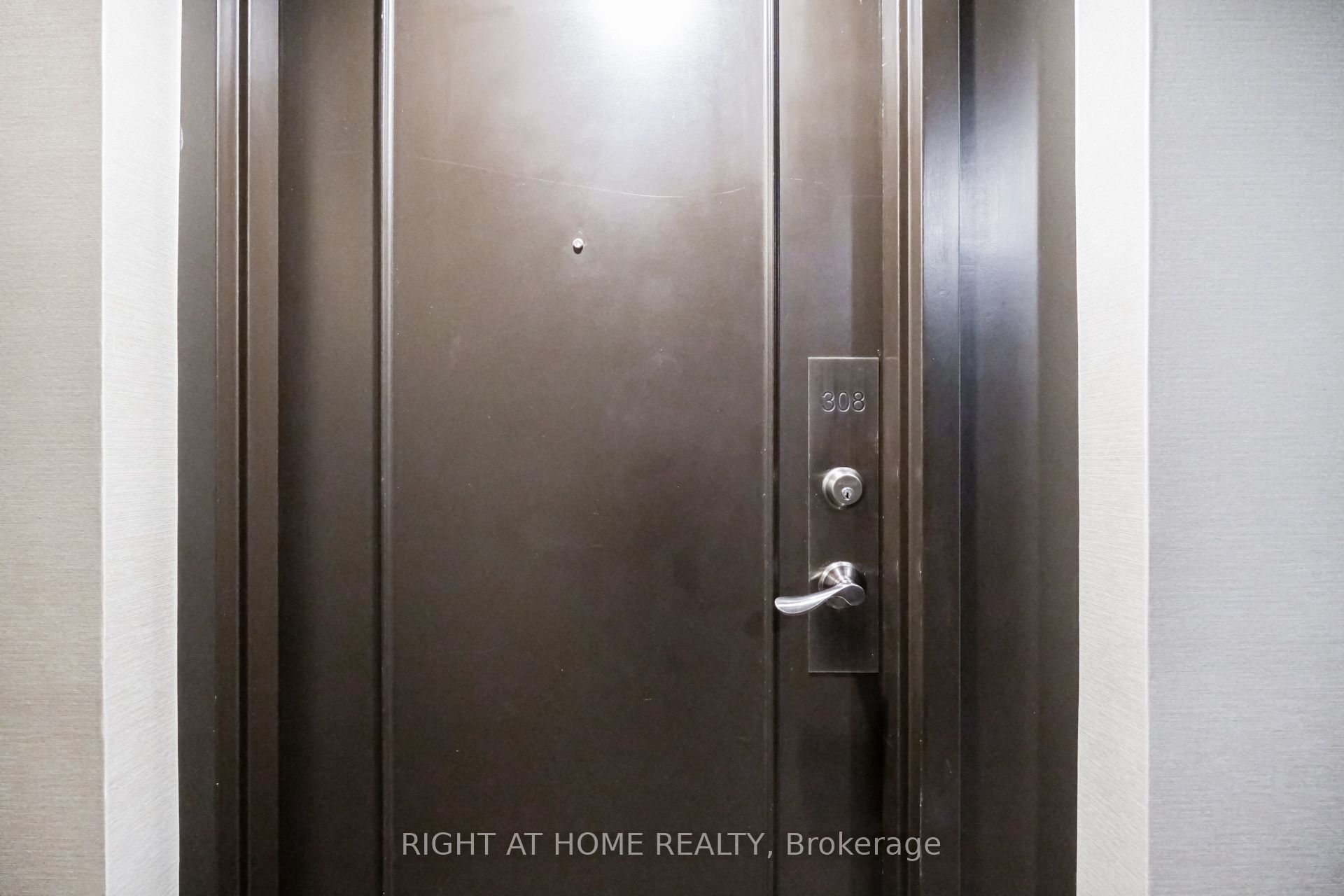 4470 Tucana Court 308, Mississauga, ON L5R 3K8 photo 3