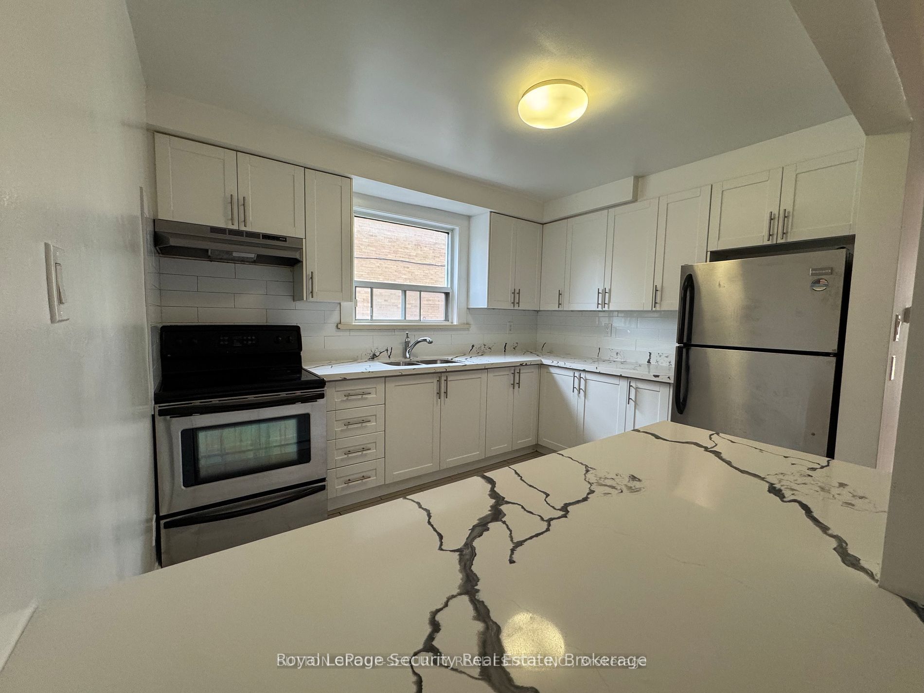 56 Leduc Drive 1, Toronto, ON M9W 2A9 photo 2