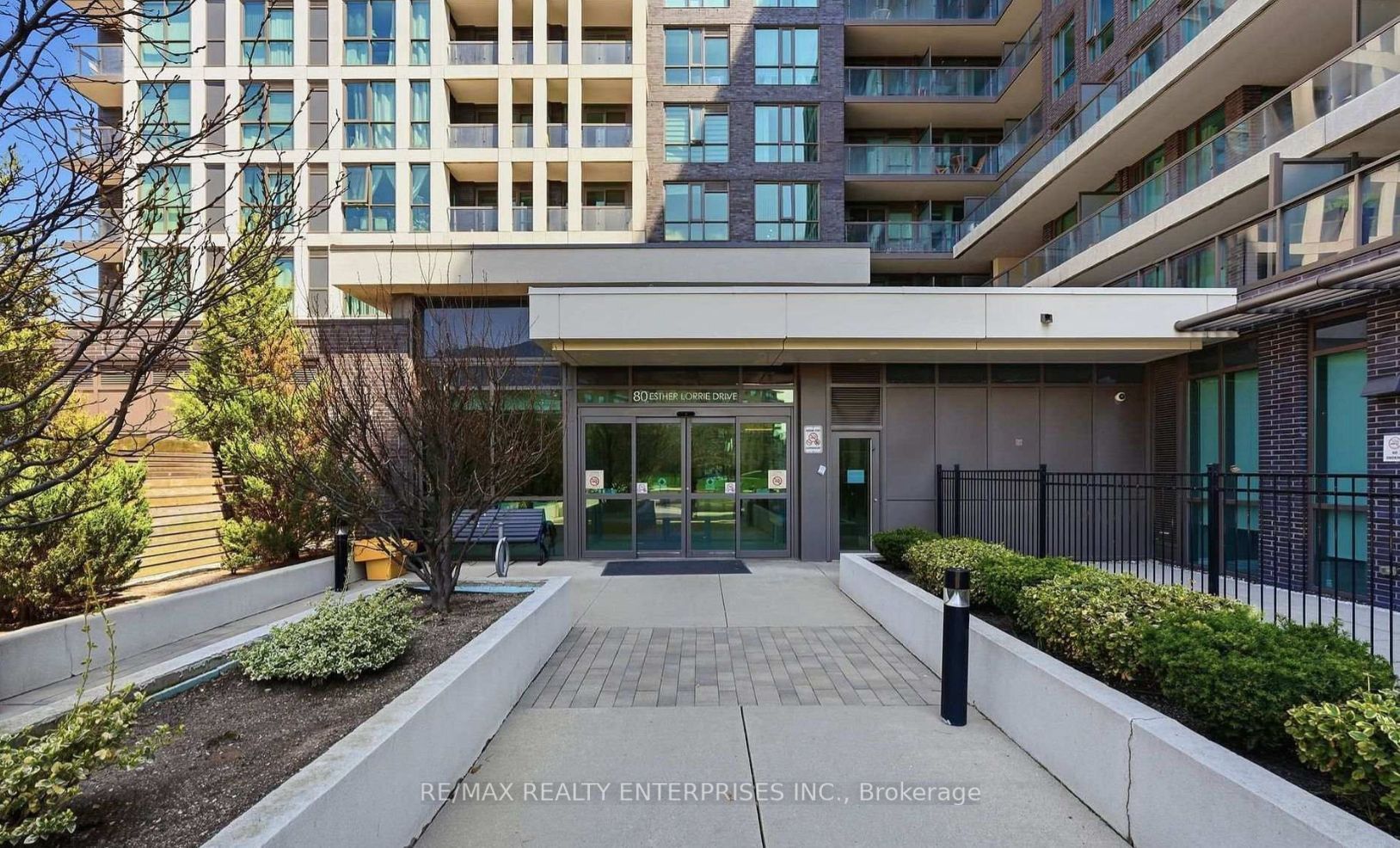 80 Esther Lorrie Drive 522, Toronto, ON M9W 4V1 photo 2