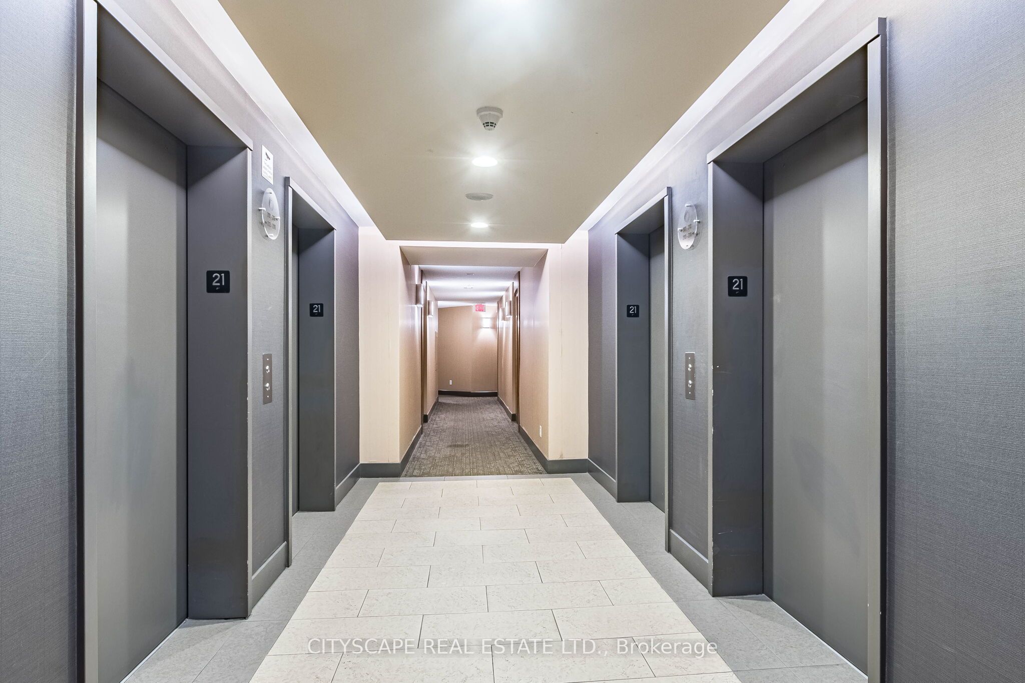 3880 Duke of York Boulevard 2110, Mississauga, ON L5B 4M7 photo 3