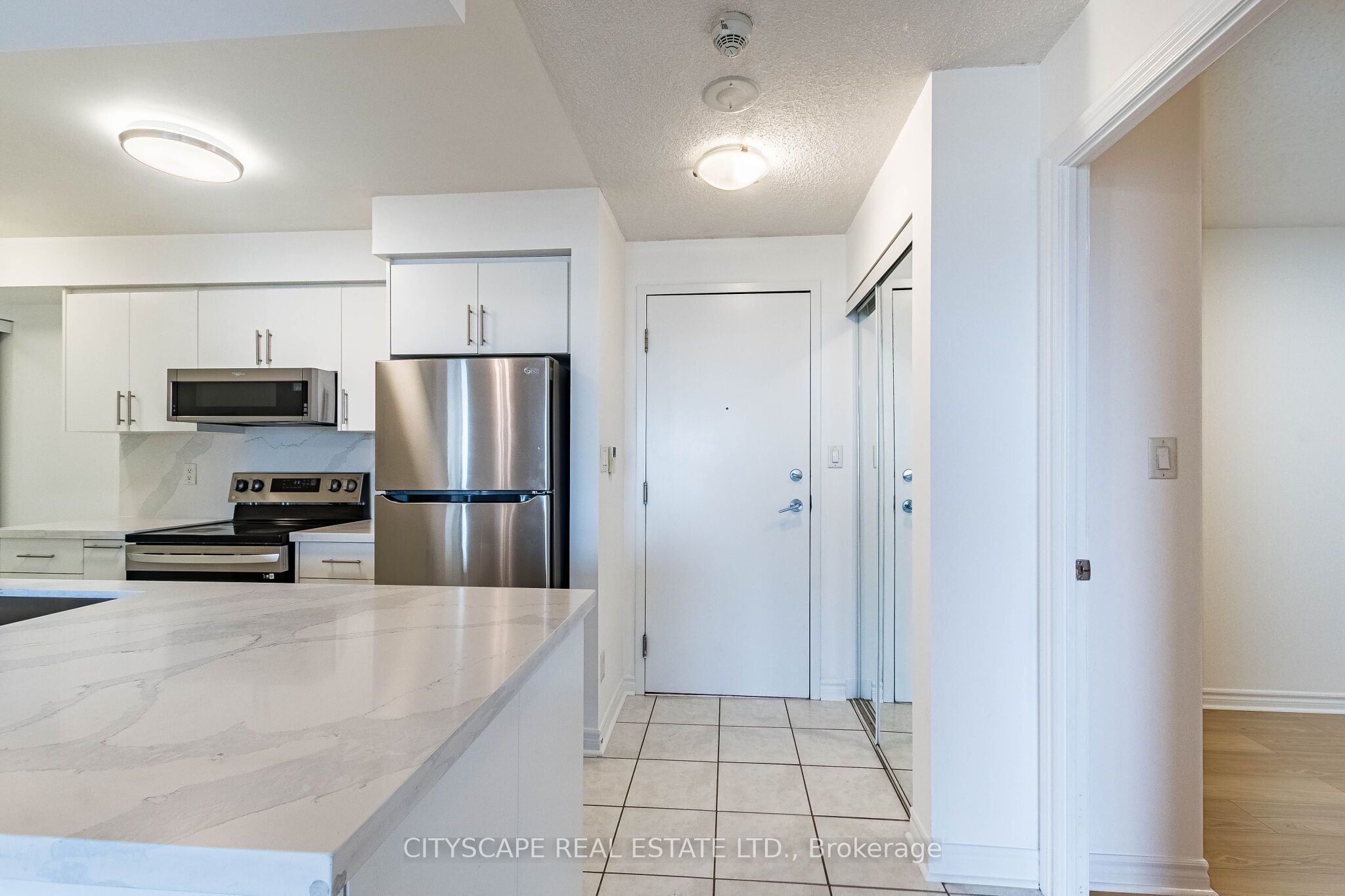 3880 Duke of York Boulevard 2110, Mississauga, ON L5B 4M7 photo 5