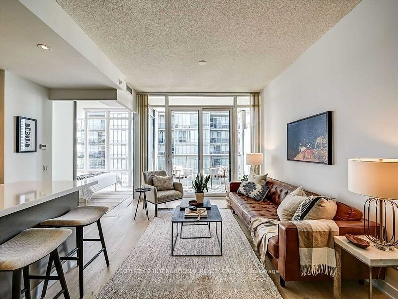 88 Park Lawn Road 2710, Toronto, ON M8Y 0B5 photo 3